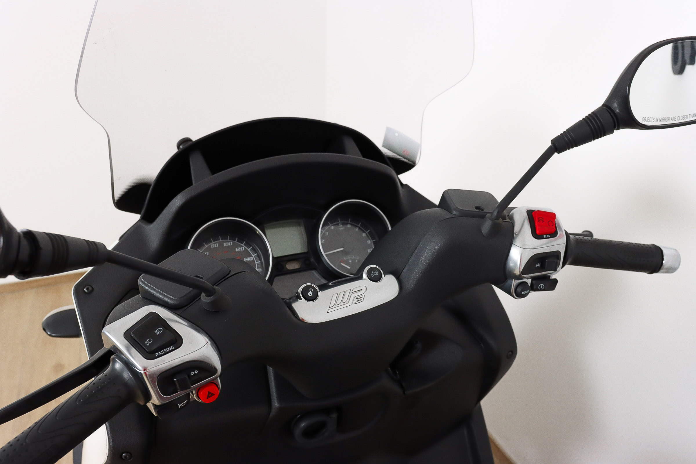PIAGGIO MP3 500 TouringPIAGGIO11 PIAGGIO MP3 500 TouringPIAGGIO11