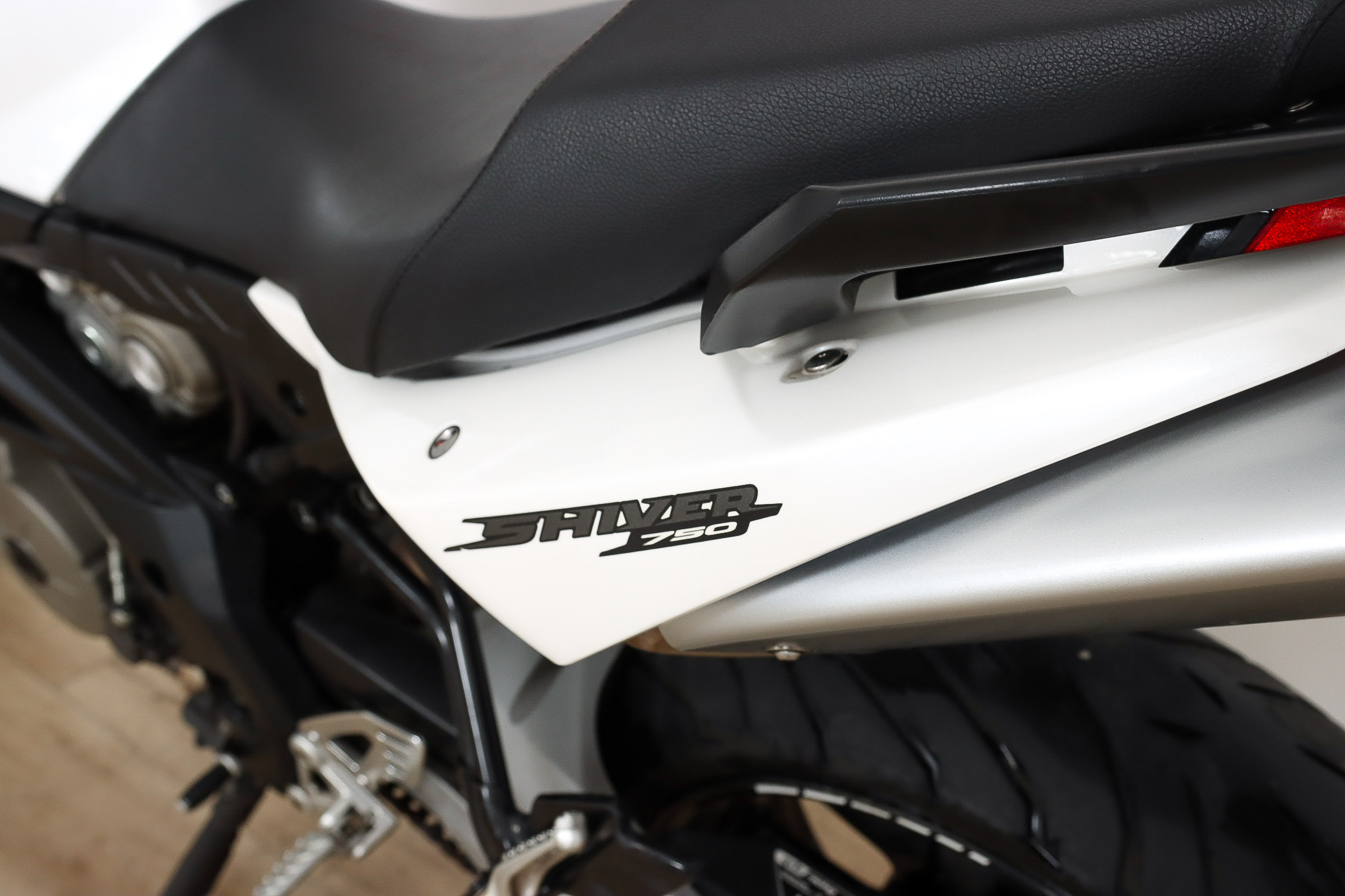 APRILIA Shiver 750APRILIA11 APRILIA Shiver 750APRILIA11