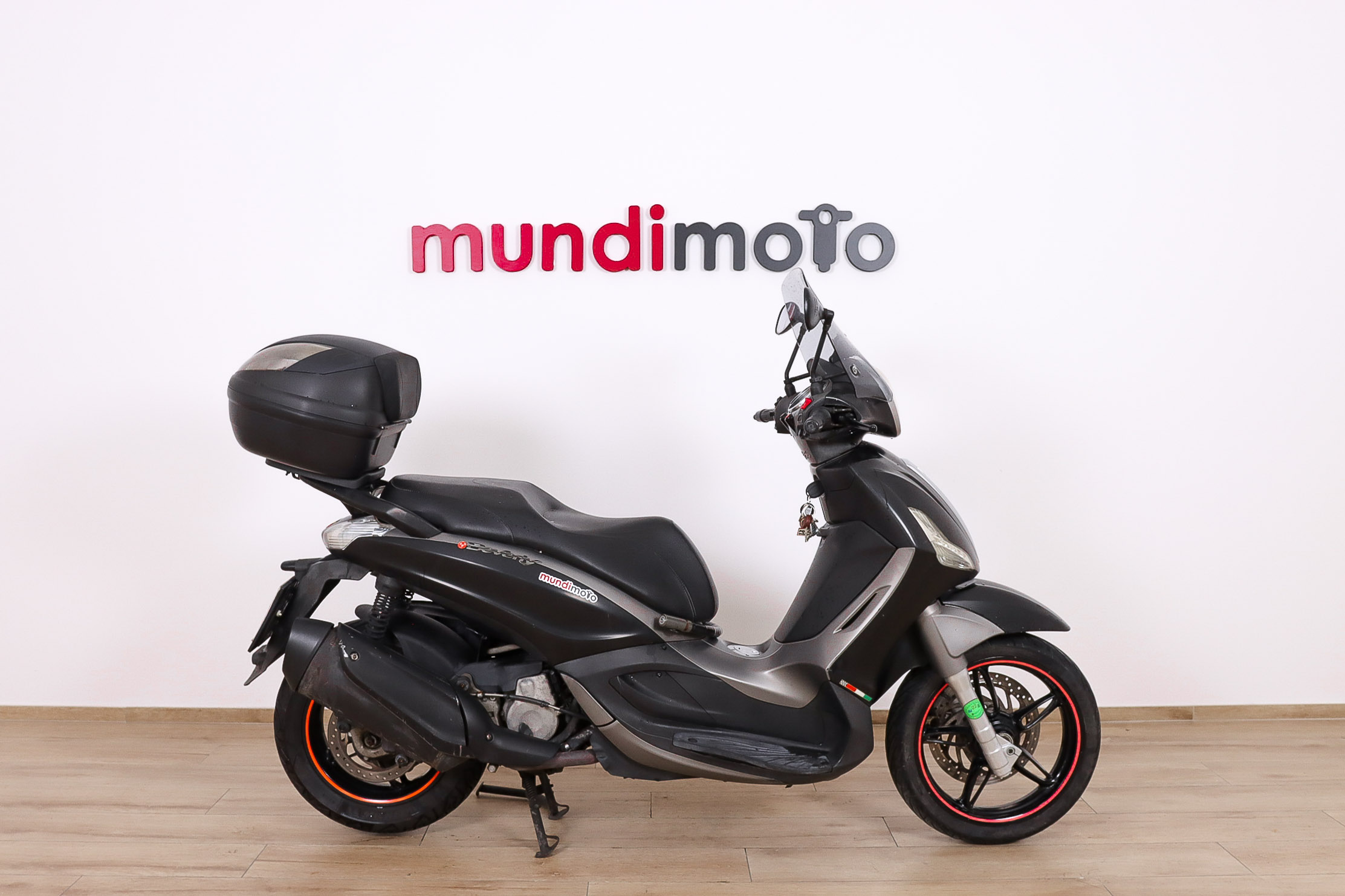 PIAGGIO beverly Sport Touring 350 ie promoPIAGGIO0 PIAGGIO beverly Sport Touring 350 ie promoPIAGGIO0