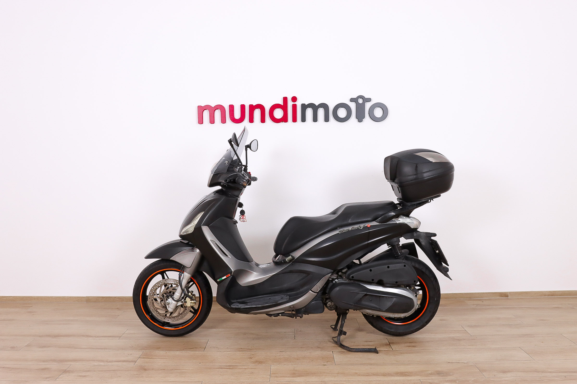 PIAGGIO beverly Sport Touring 350 ie promoPIAGGIO6 PIAGGIO beverly Sport Touring 350 ie promoPIAGGIO6