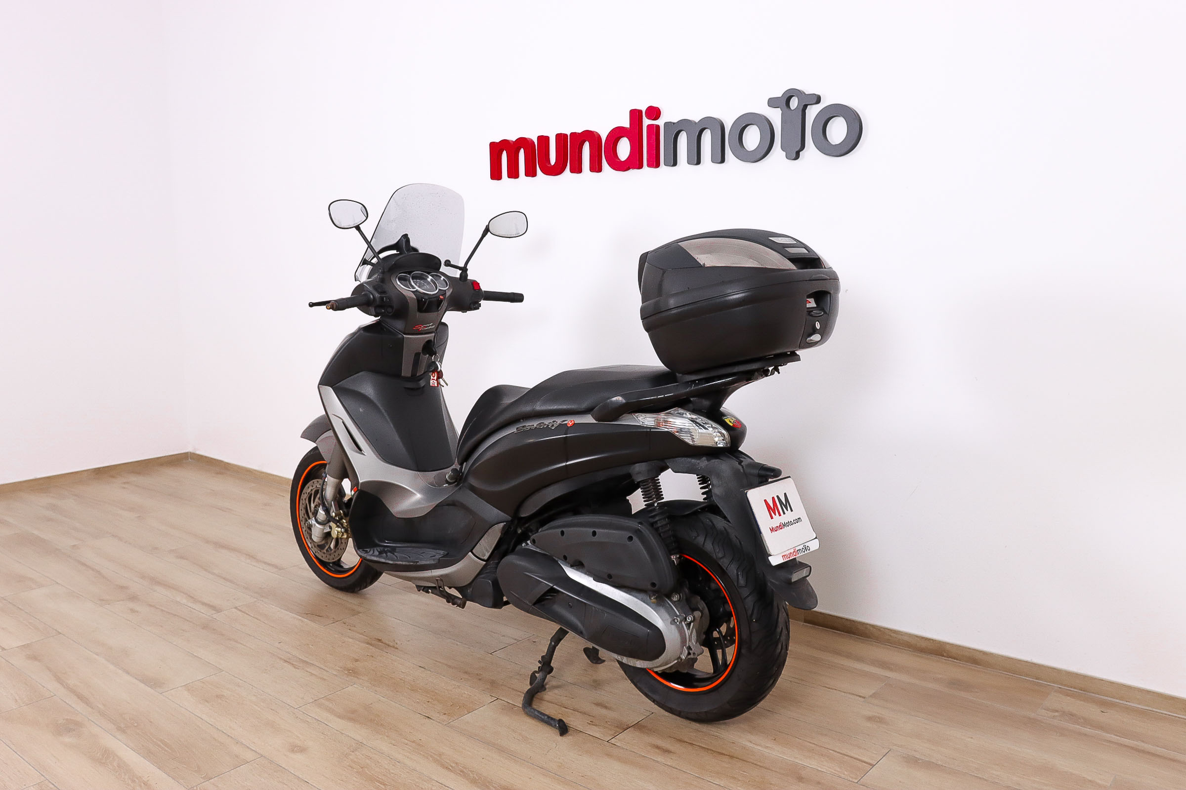 PIAGGIO beverly Sport Touring 350 ie promoPIAGGIO7 PIAGGIO beverly Sport Touring 350 ie promoPIAGGIO7