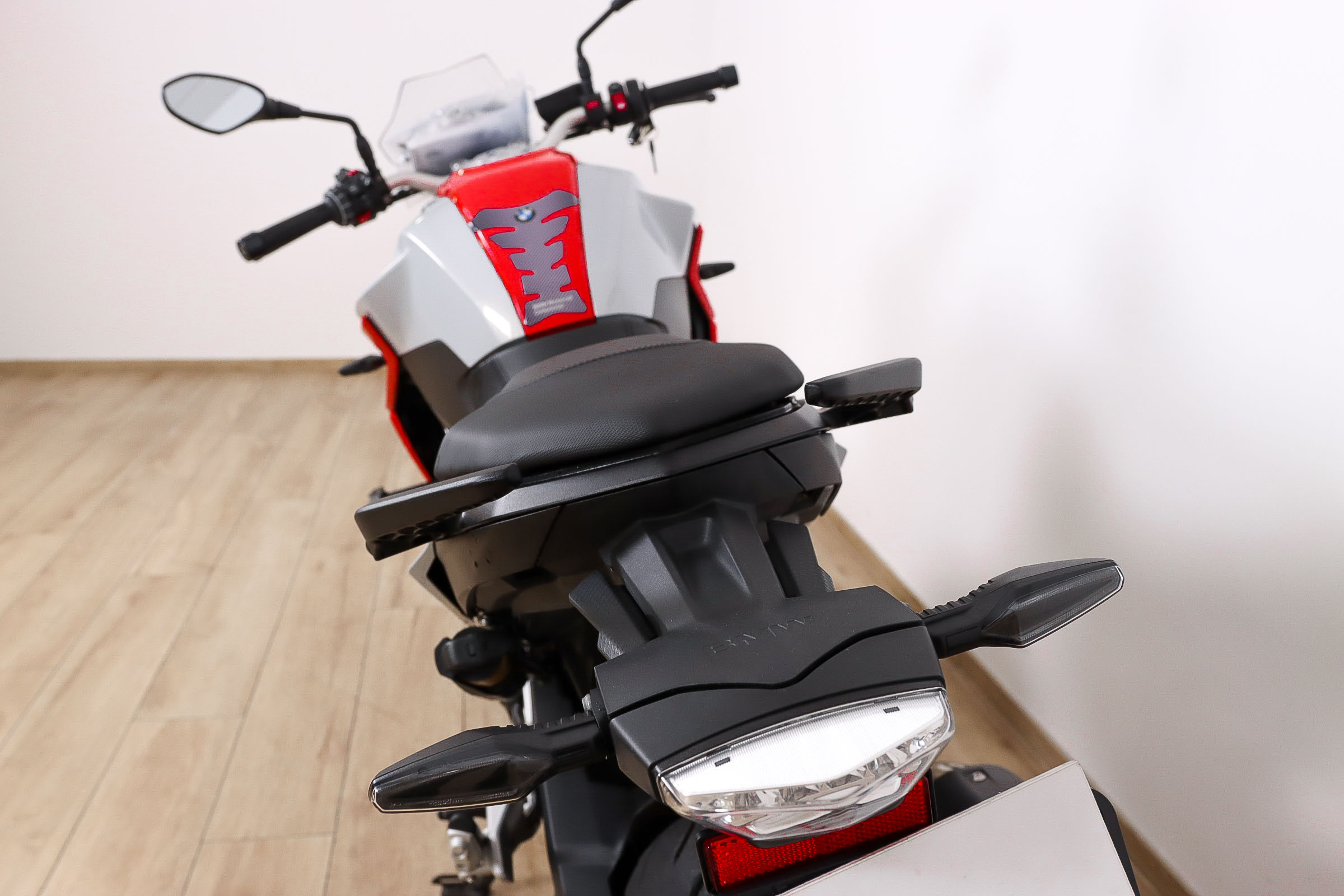 BMW F 900 RBMW9 BMW F 900 RBMW9