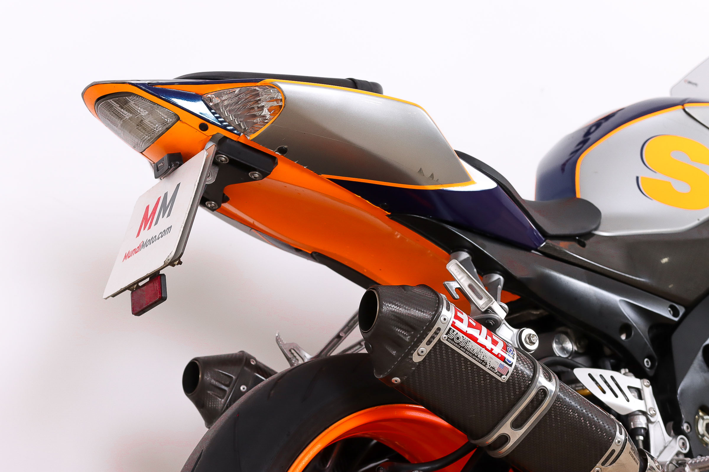 SUZUKI GSX R1000 promoSUZUKI4 SUZUKI GSX R1000 promoSUZUKI4