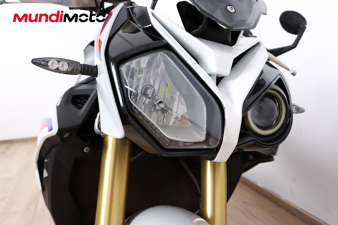 BMW S 1000 RBMW4 BMW S 1000 RBMW4