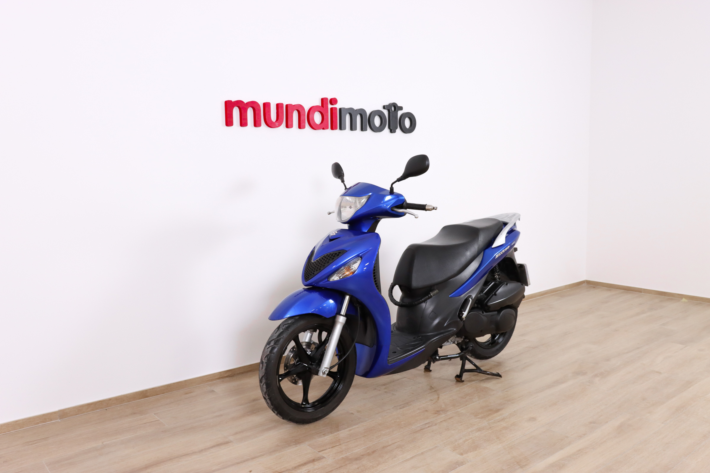 SUZUKI Sixteen 150SUZUKI7 SUZUKI Sixteen 150SUZUKI7