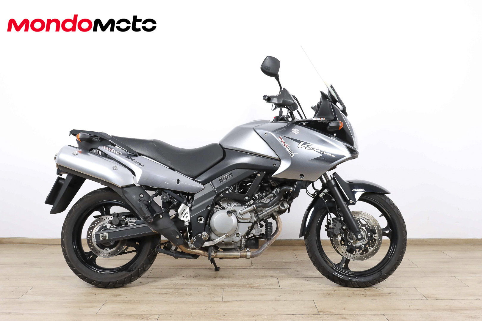 SUZUKI V-Strom 650SUZUKI0 SUZUKI V-Strom 650SUZUKI0