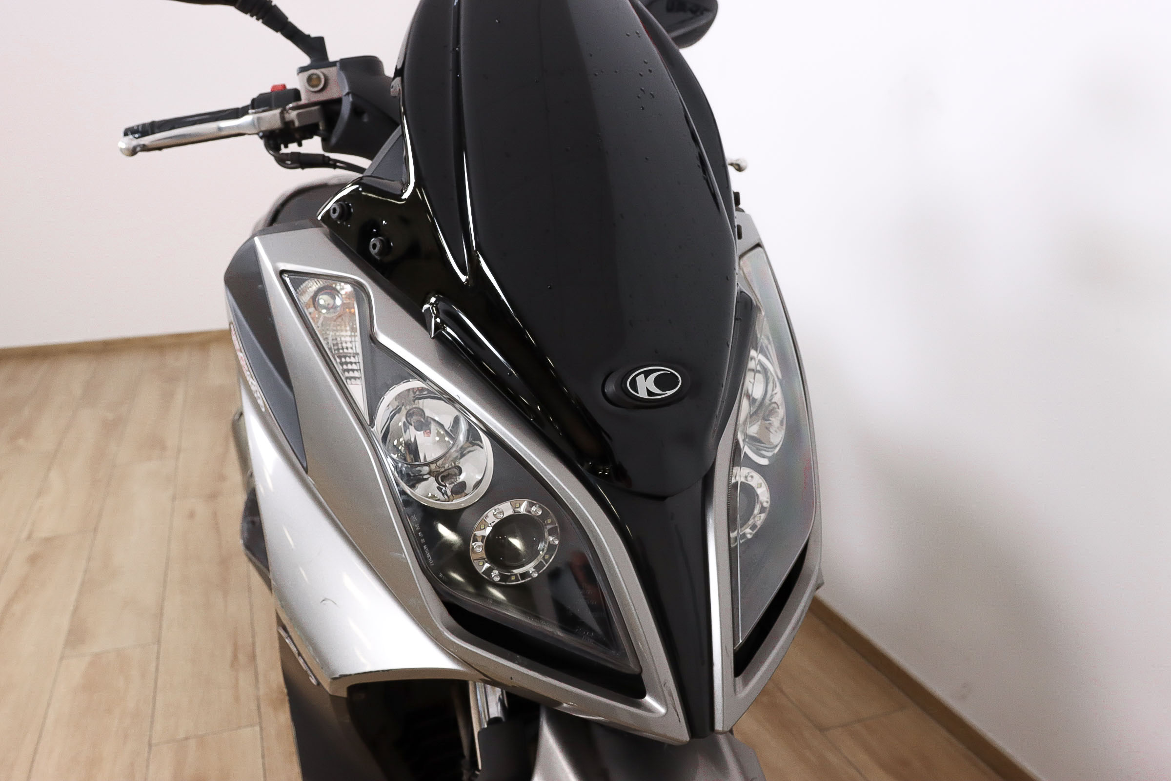 KYMCO Super Dink 125iKYMCO4 KYMCO Super Dink 125iKYMCO4