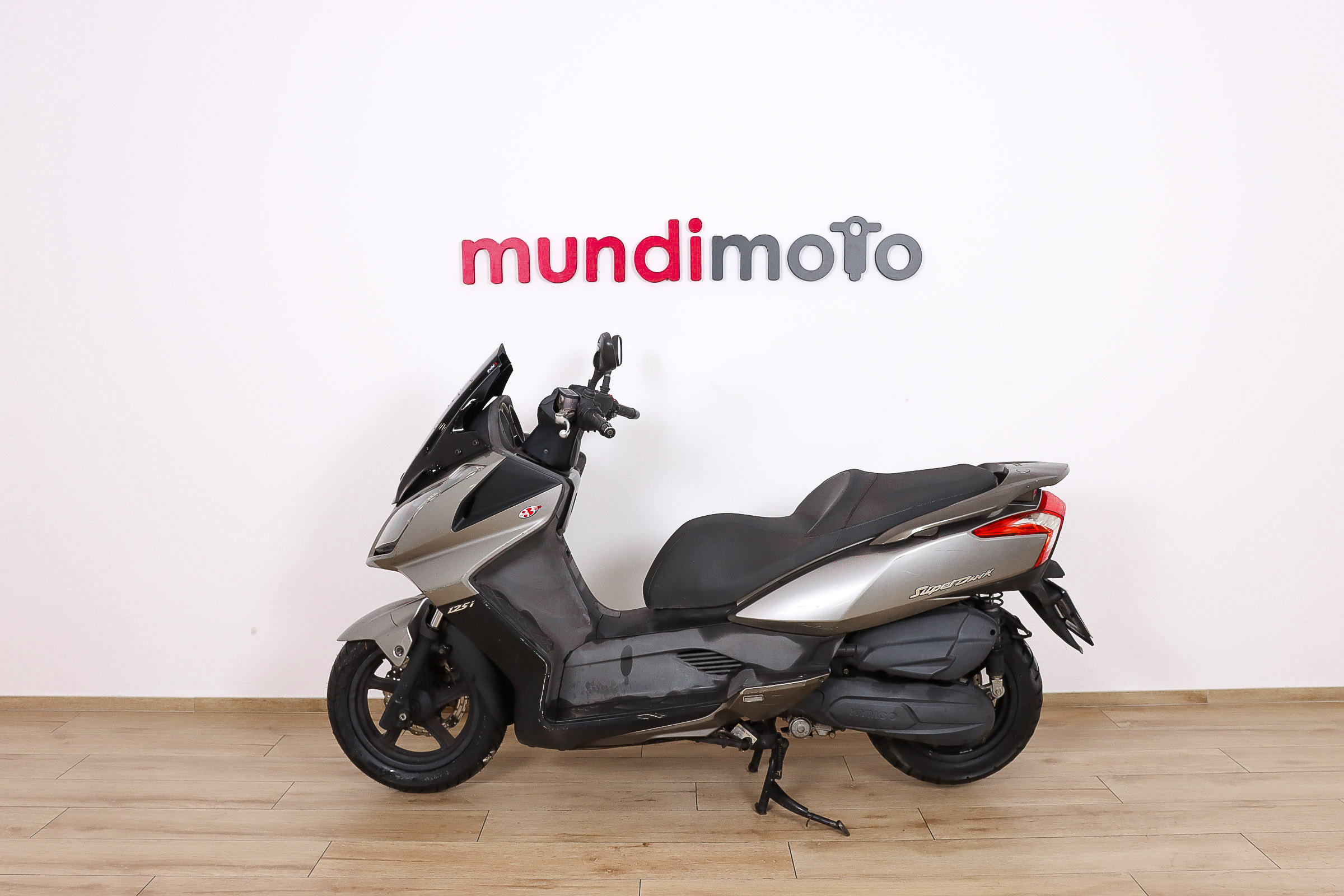KYMCO Super Dink 125iKYMCO8 KYMCO Super Dink 125iKYMCO8