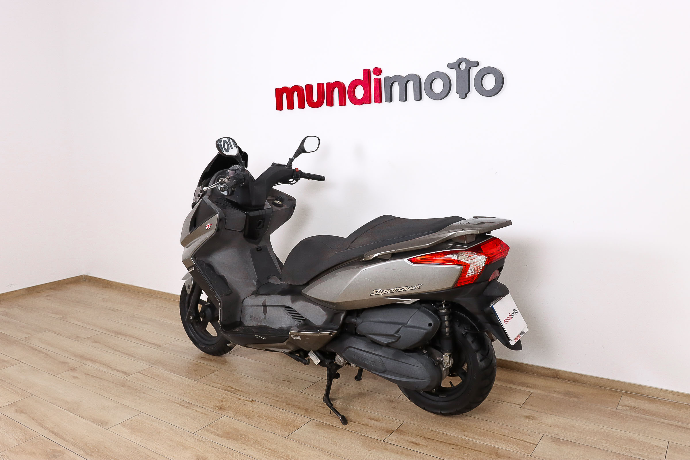 KYMCO Super Dink 125iKYMCO9 KYMCO Super Dink 125iKYMCO9