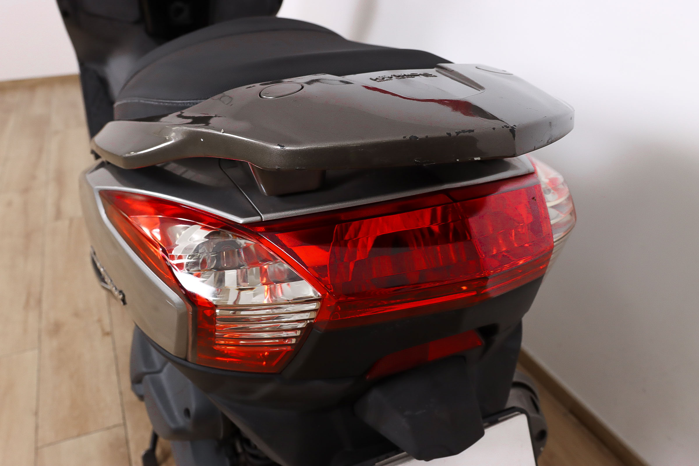 KYMCO Super Dink 125iKYMCO11 KYMCO Super Dink 125iKYMCO11