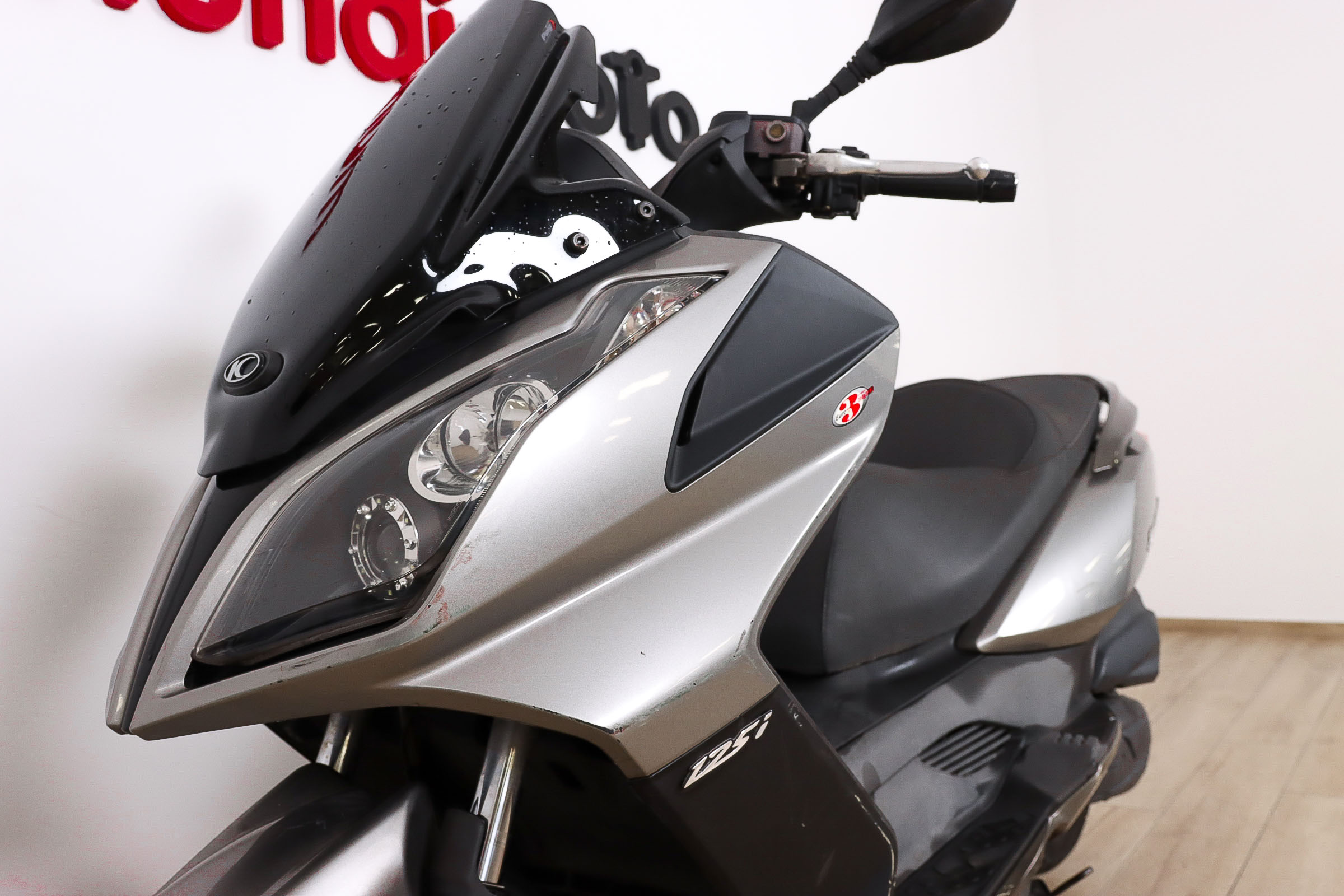 KYMCO Super Dink 125iKYMCO13 KYMCO Super Dink 125iKYMCO13
