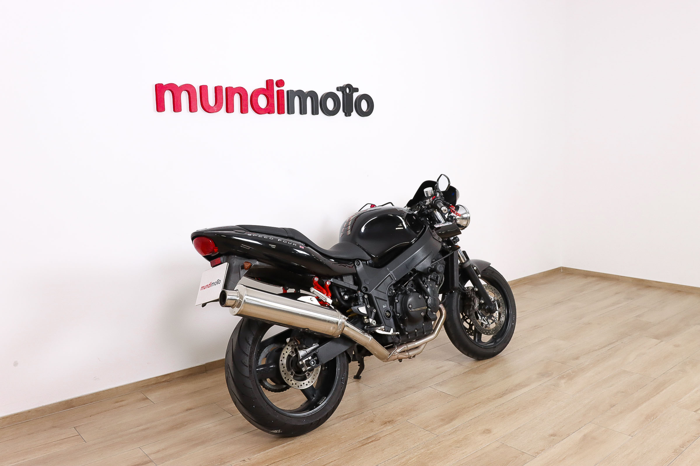 TRIUMPH SPEED FourTRIUMPH2 TRIUMPH SPEED FourTRIUMPH2