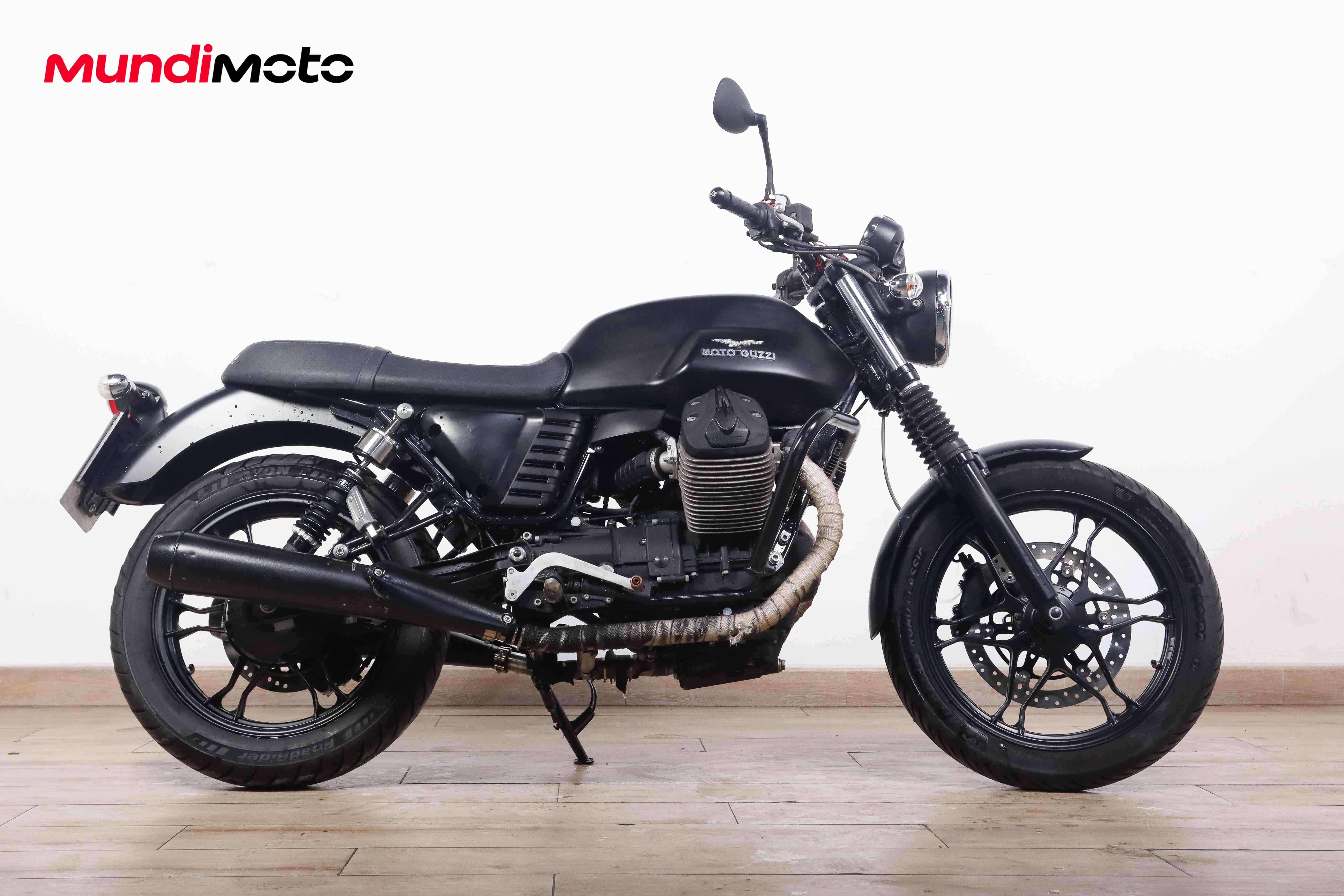 MOTO GUZZI V7 II StoneMOTO GUZZI0 MOTO GUZZI V7 II StoneMOTO GUZZI0