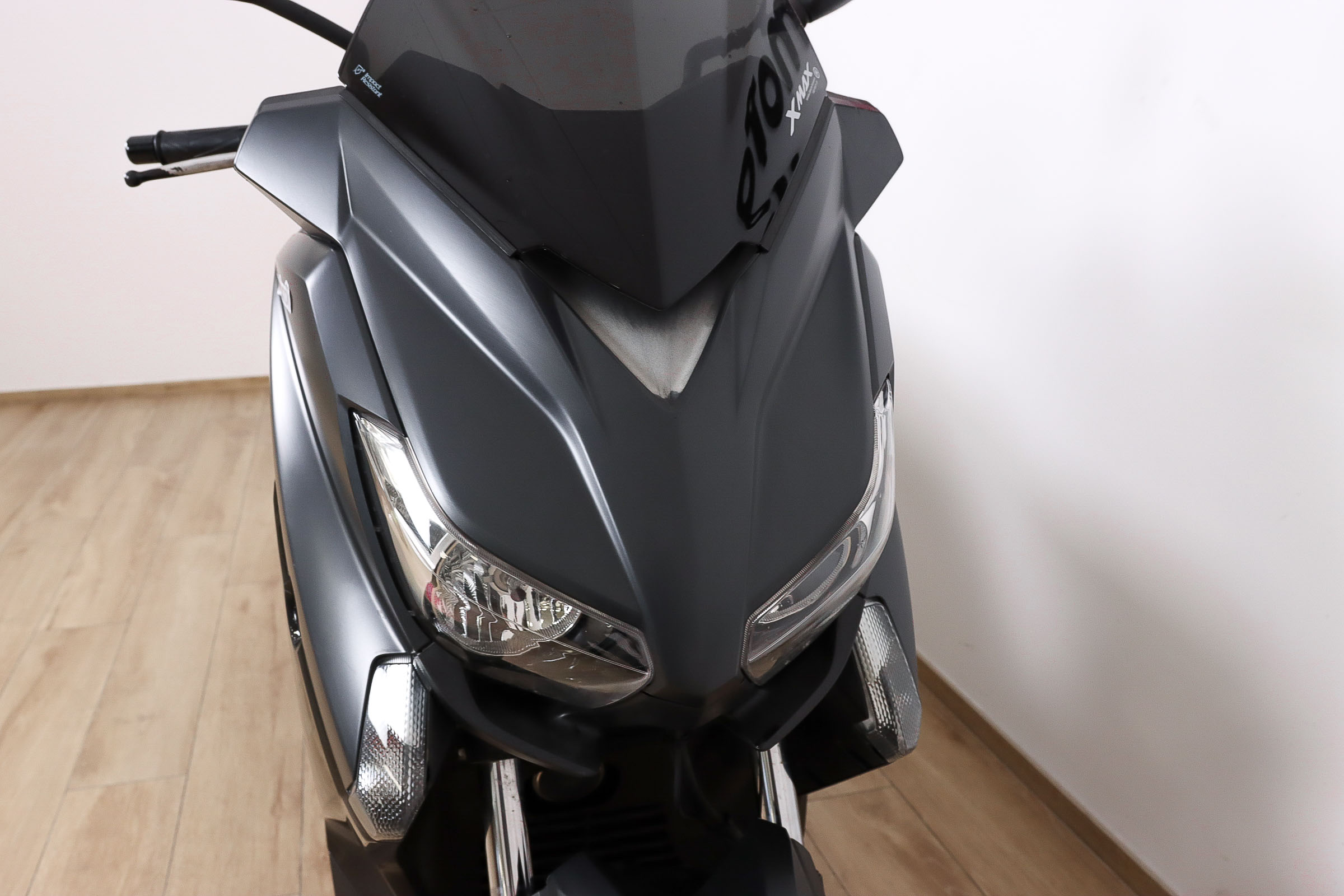 YAMAHA X-MAX 250 MomodesingYAMAHA3 YAMAHA X-MAX 250 MomodesingYAMAHA3