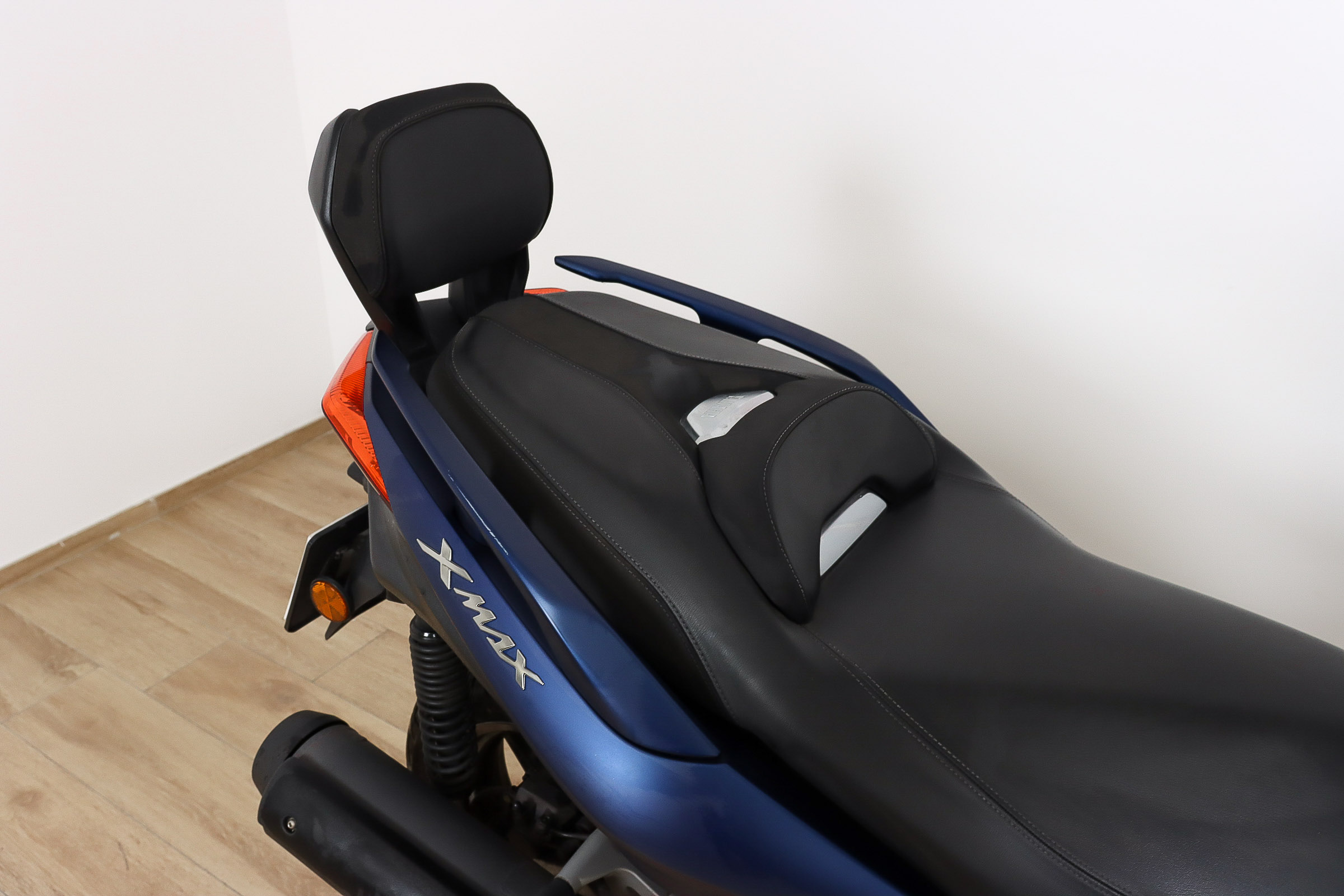 YAMAHA X-MAX 125YAMAHA4 YAMAHA X-MAX 125YAMAHA4