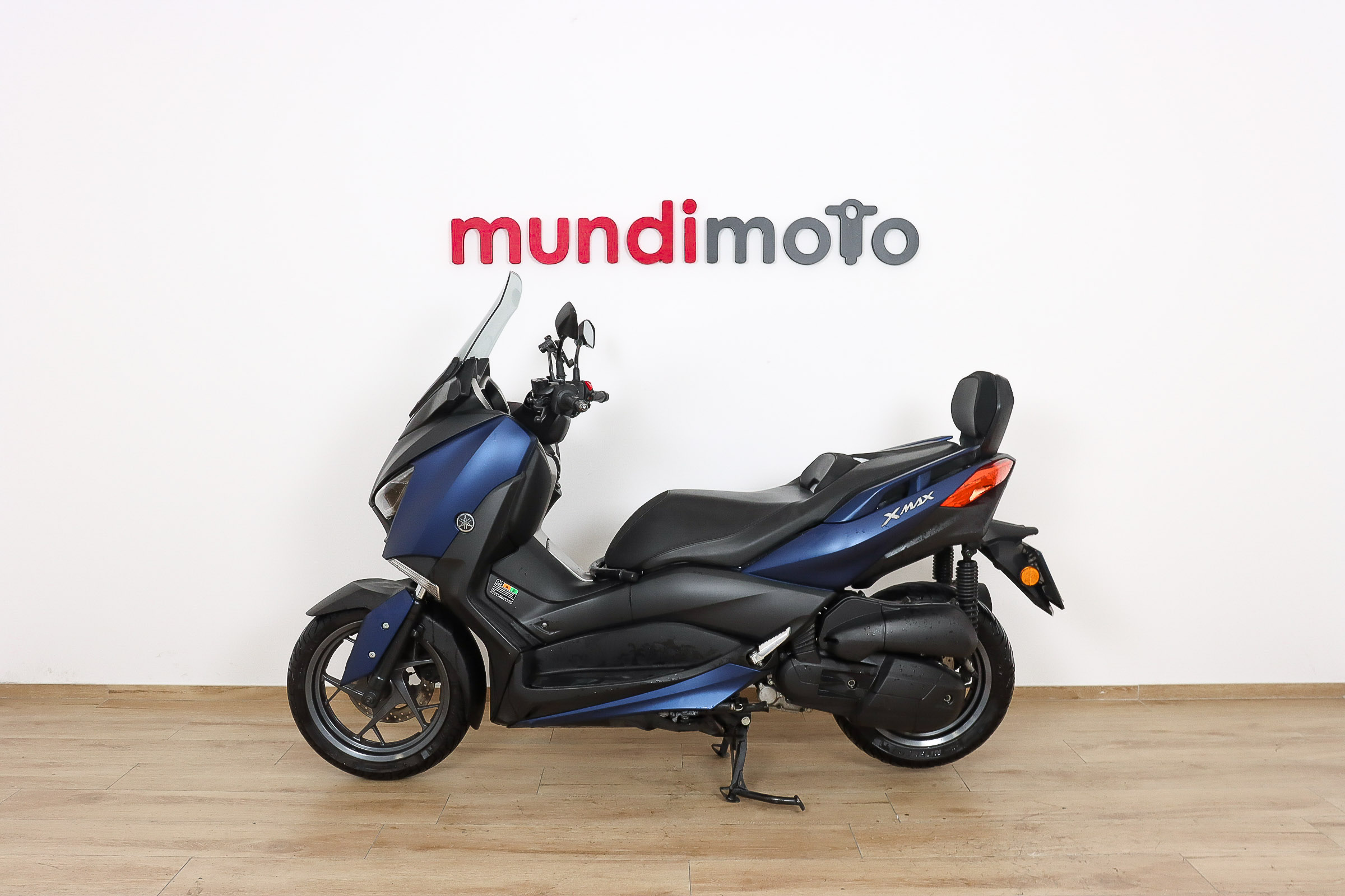 YAMAHA X-MAX 125YAMAHA8 YAMAHA X-MAX 125YAMAHA8