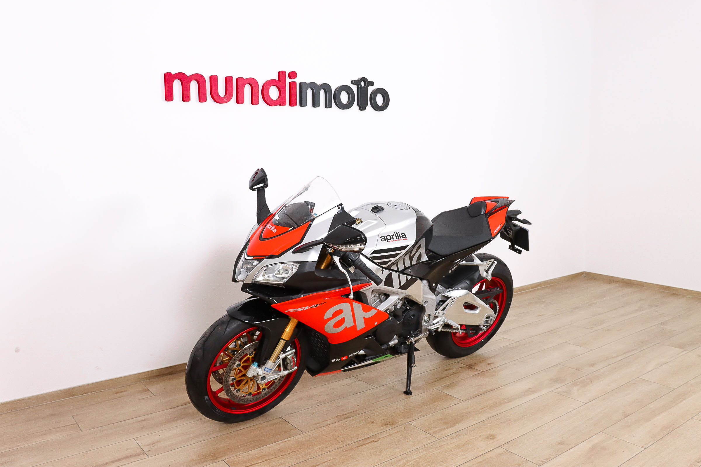 APRILIA RSV4 RFAPRILIA10 APRILIA RSV4 RFAPRILIA10
