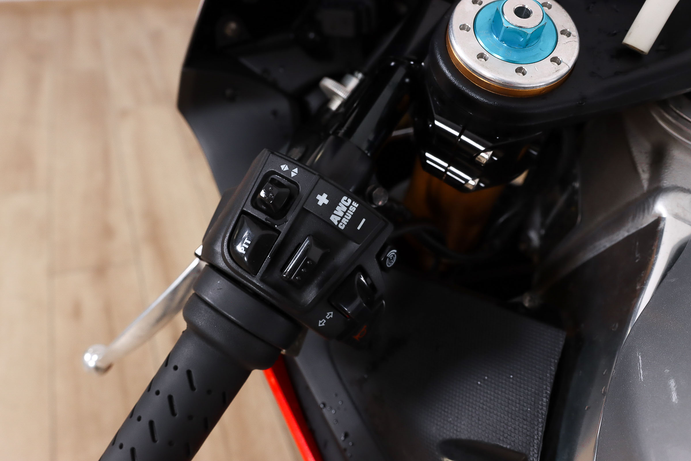 APRILIA RSV4 RFAPRILIA14 APRILIA RSV4 RFAPRILIA14