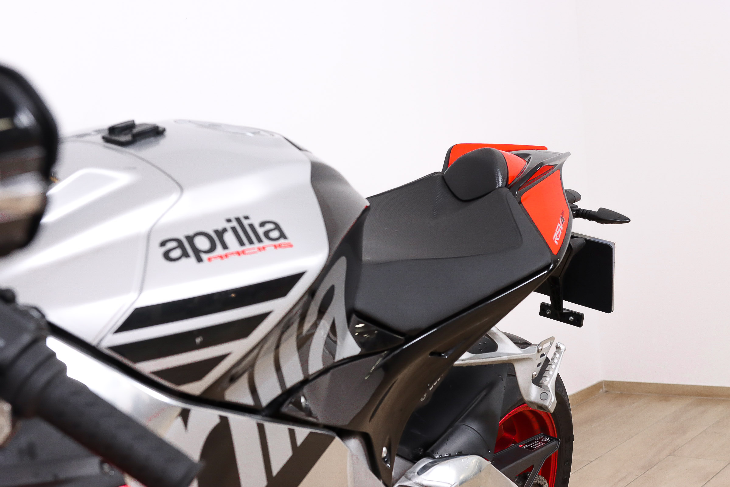 APRILIA RSV4 RFAPRILIA18 APRILIA RSV4 RFAPRILIA18