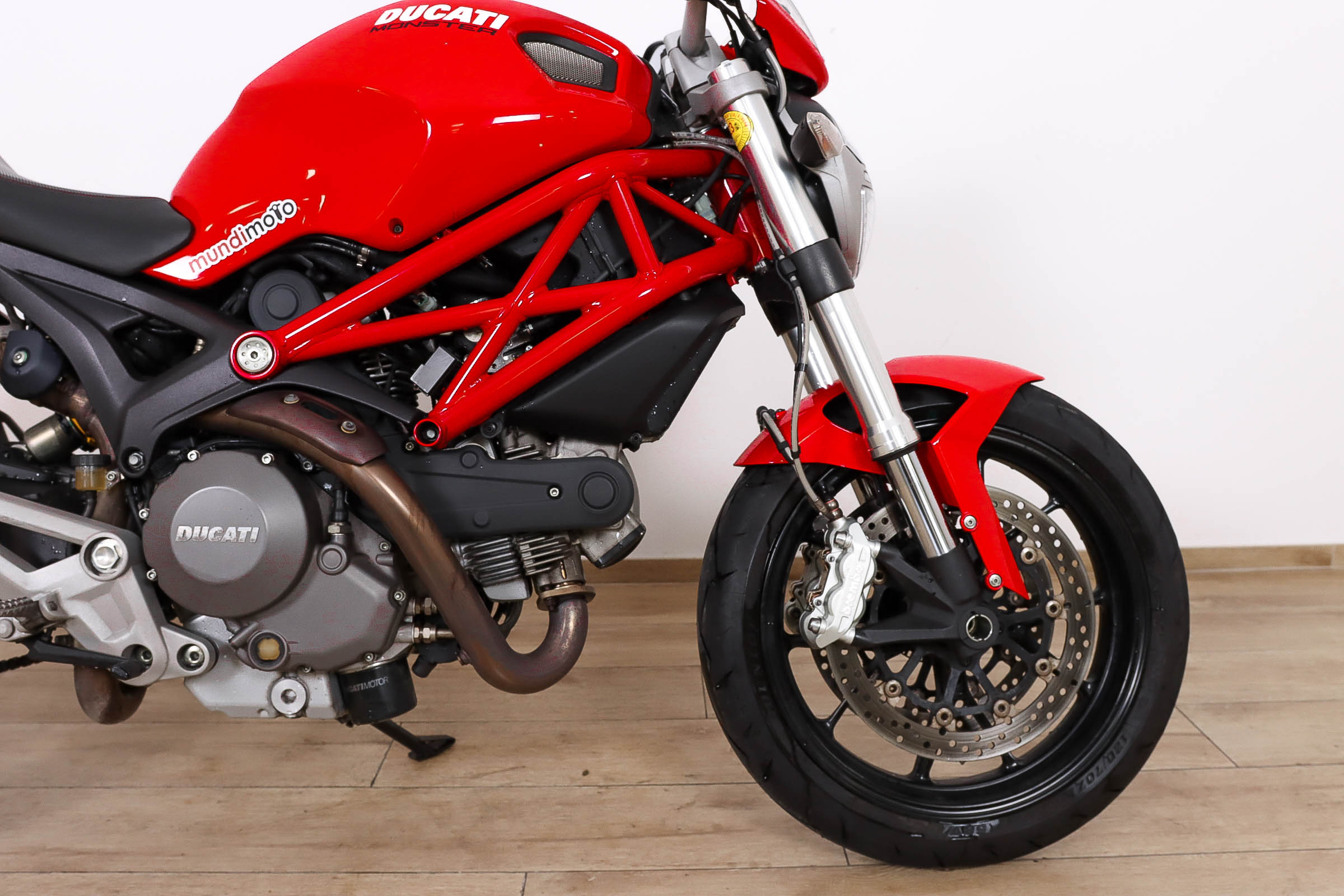 DUCATI MONSTER 796DUCATI4 DUCATI MONSTER 796DUCATI4
