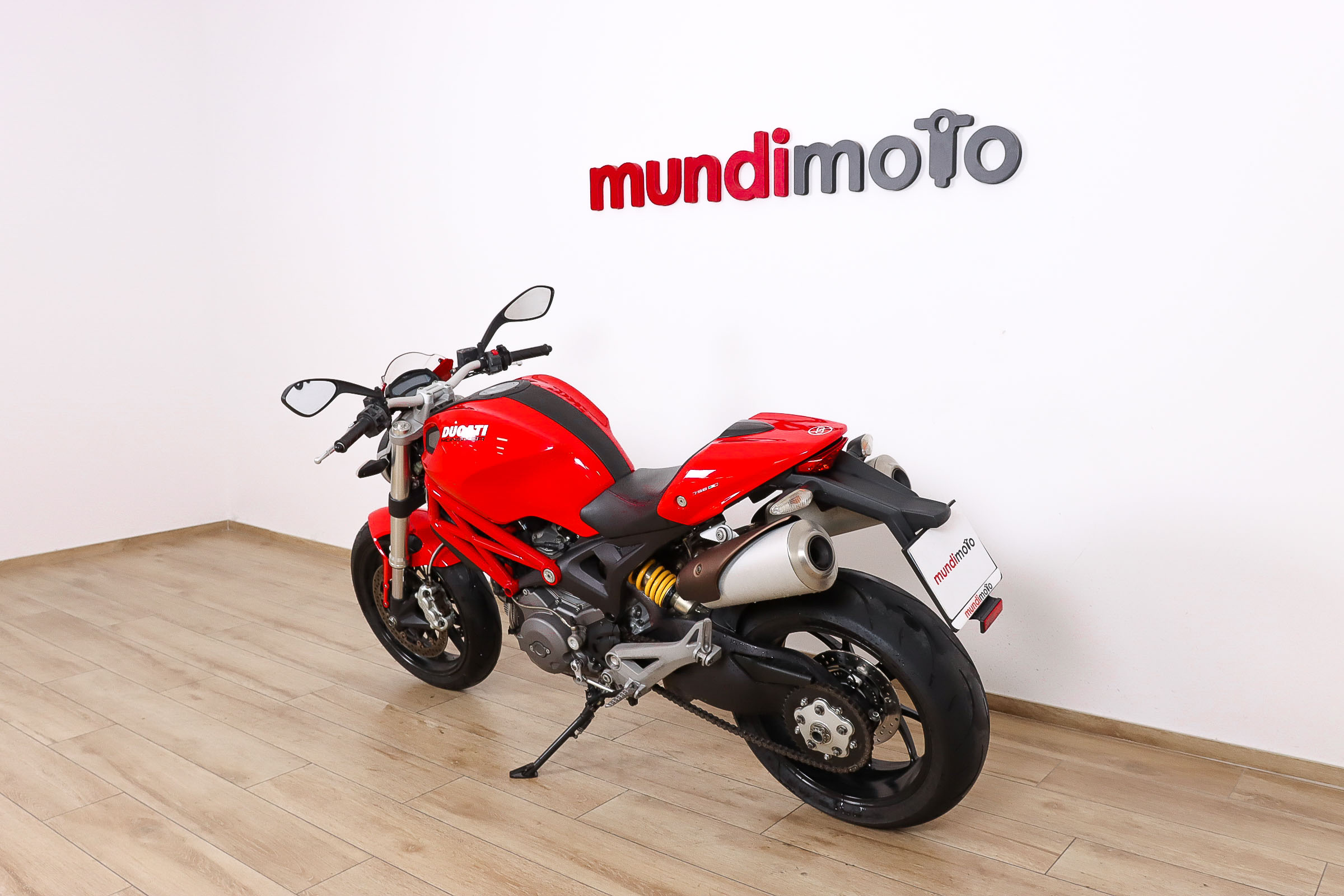 DUCATI MONSTER 796DUCATI9 DUCATI MONSTER 796DUCATI9