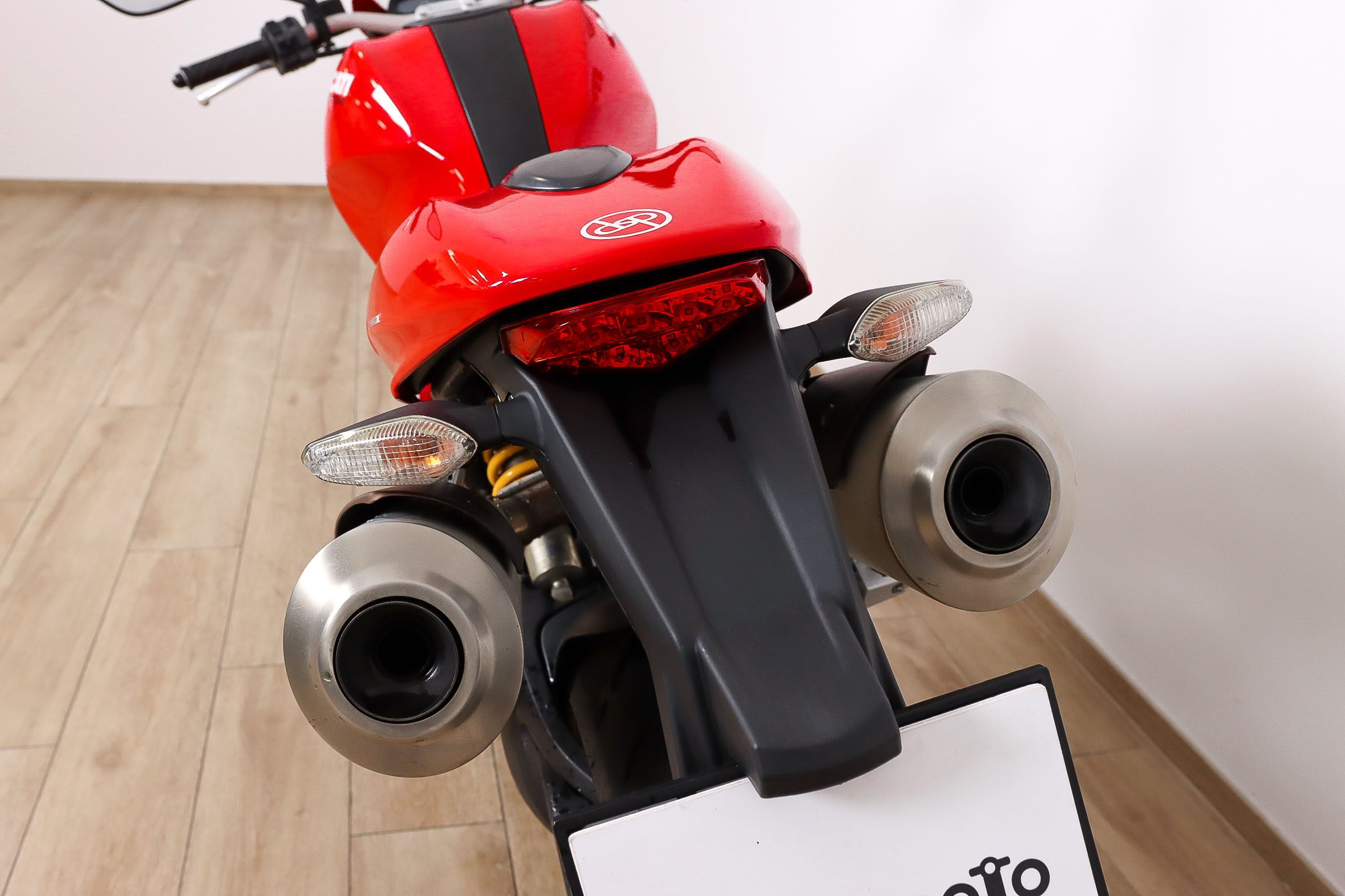 DUCATI MONSTER 796DUCATI11 DUCATI MONSTER 796DUCATI11
