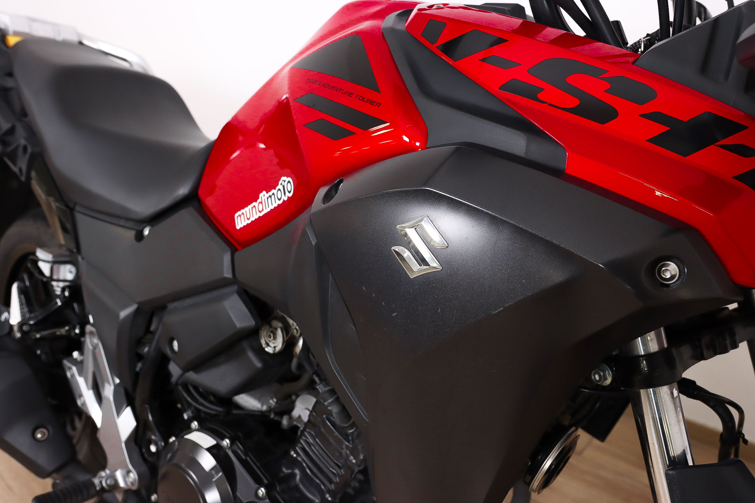 SUZUKI V-Strom 250SUZUKI3 SUZUKI V-Strom 250SUZUKI3