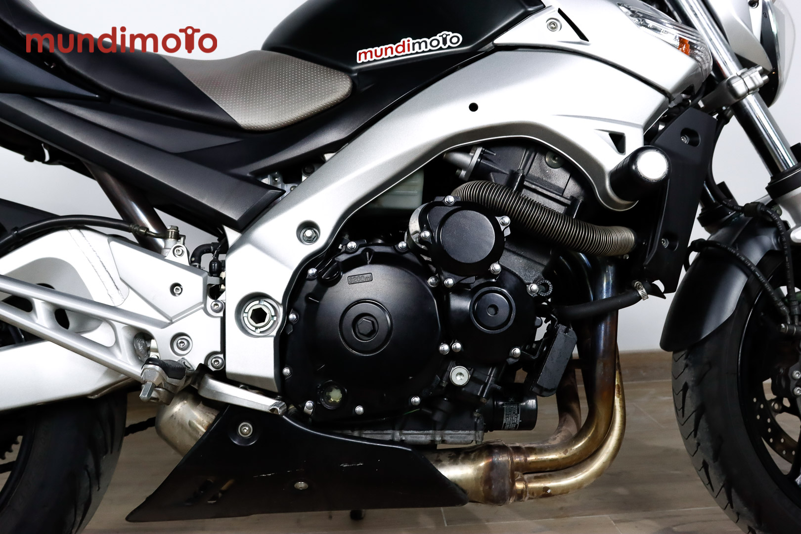 SUZUKI GSR 600SUZUKI5 SUZUKI GSR 600SUZUKI5