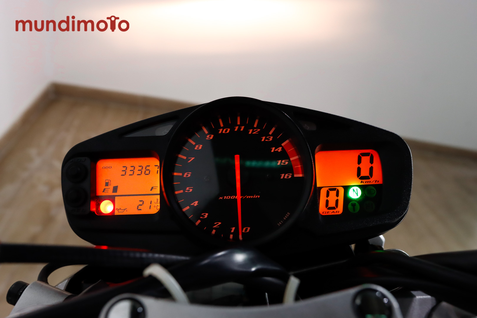 SUZUKI GSR 600SUZUKI8 SUZUKI GSR 600SUZUKI8