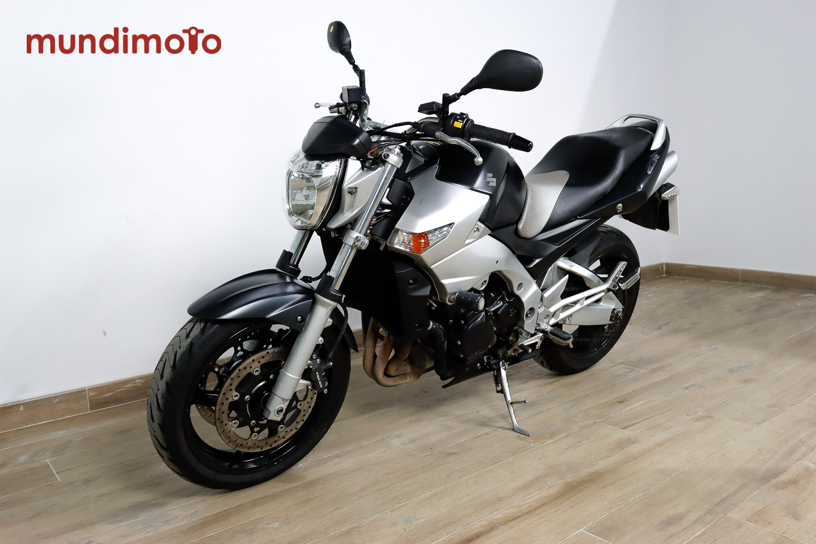 SUZUKI GSR 600SUZUKI10 SUZUKI GSR 600SUZUKI10