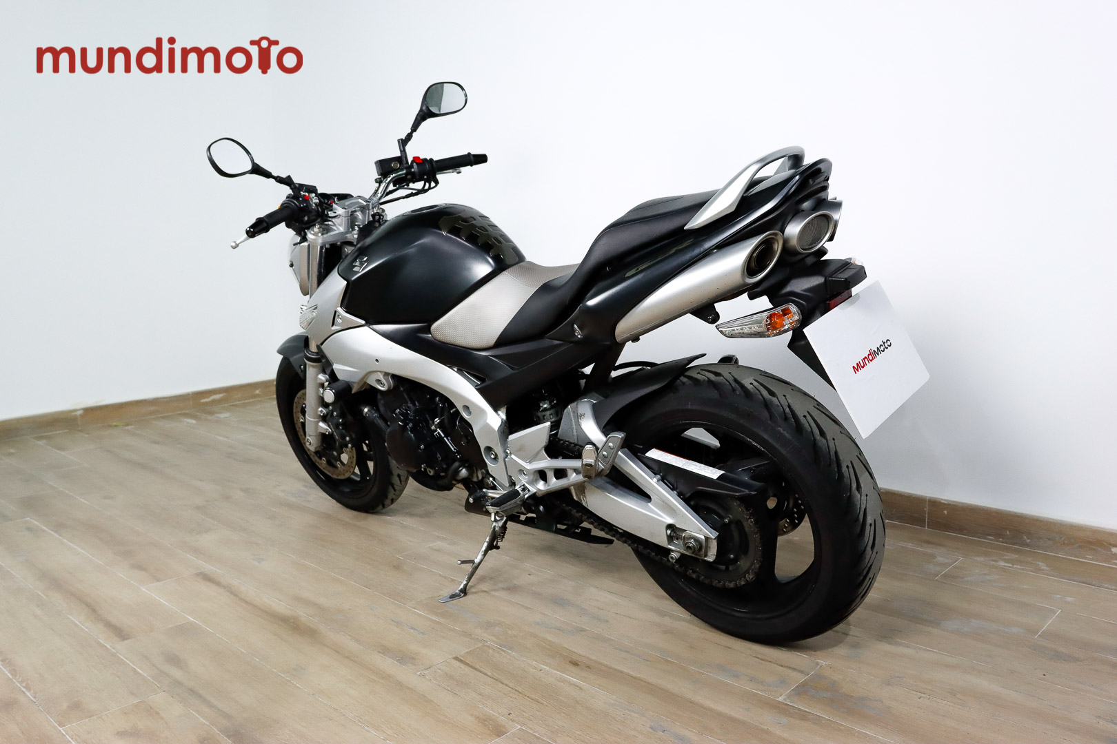 SUZUKI GSR 600SUZUKI11 SUZUKI GSR 600SUZUKI11