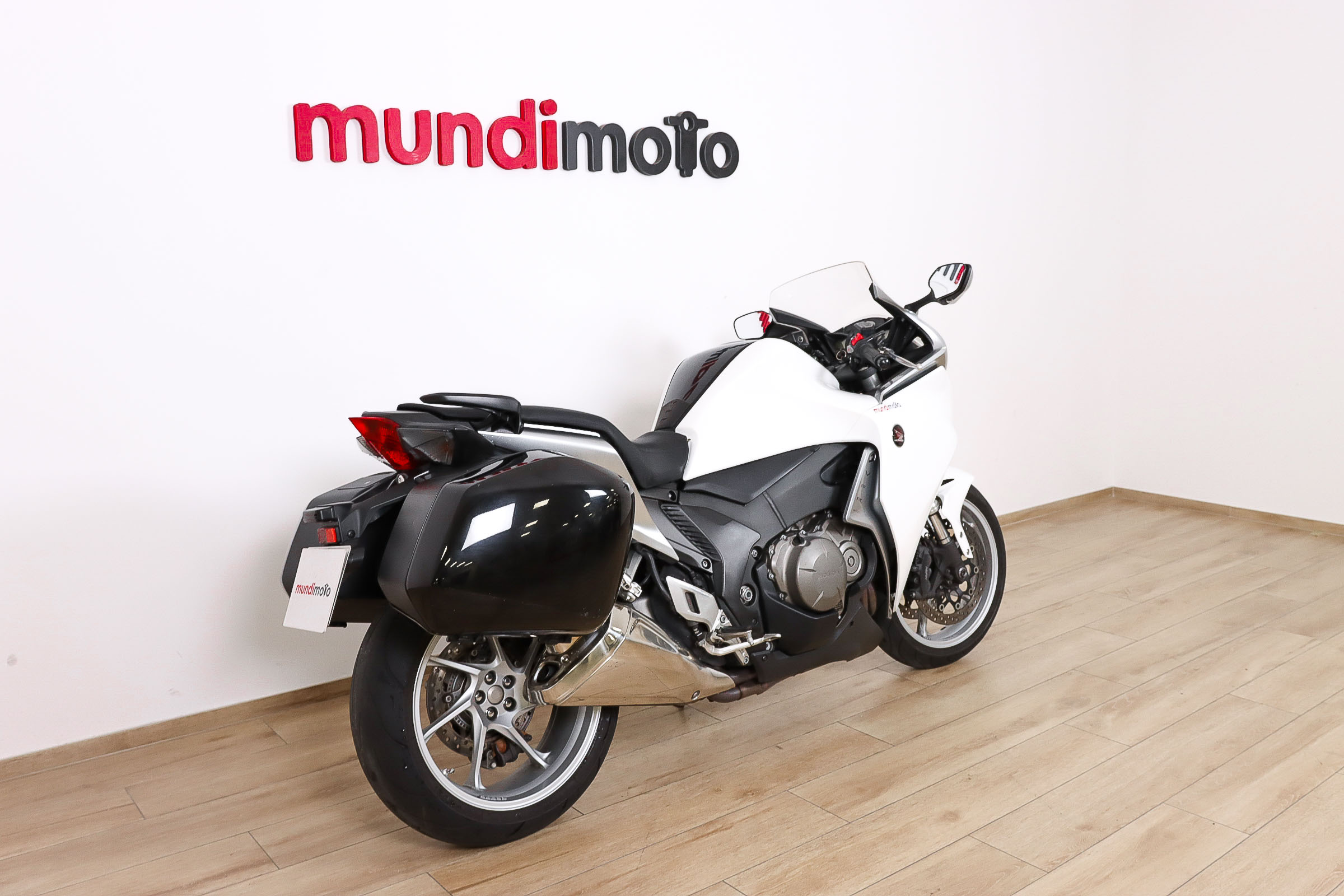 HONDA VFR 1200 FHONDA2 HONDA VFR 1200 FHONDA2
