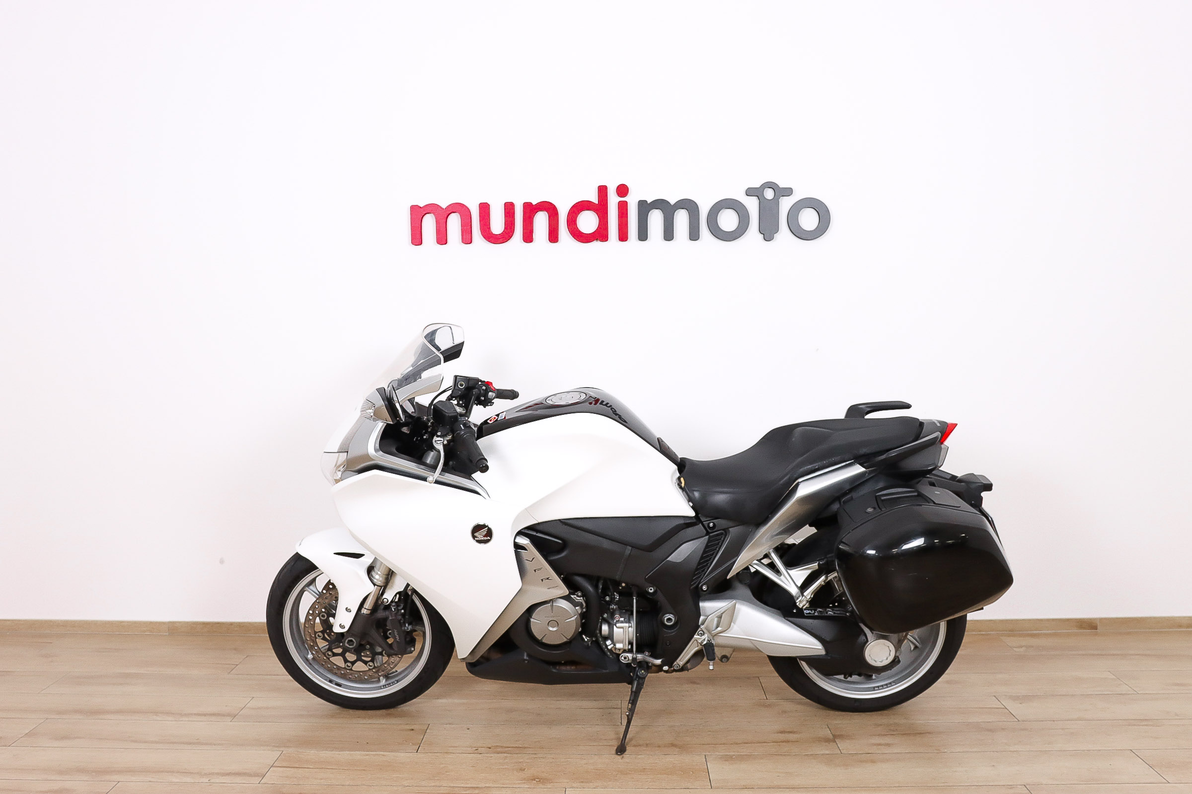 HONDA VFR 1200 FHONDA5 HONDA VFR 1200 FHONDA5