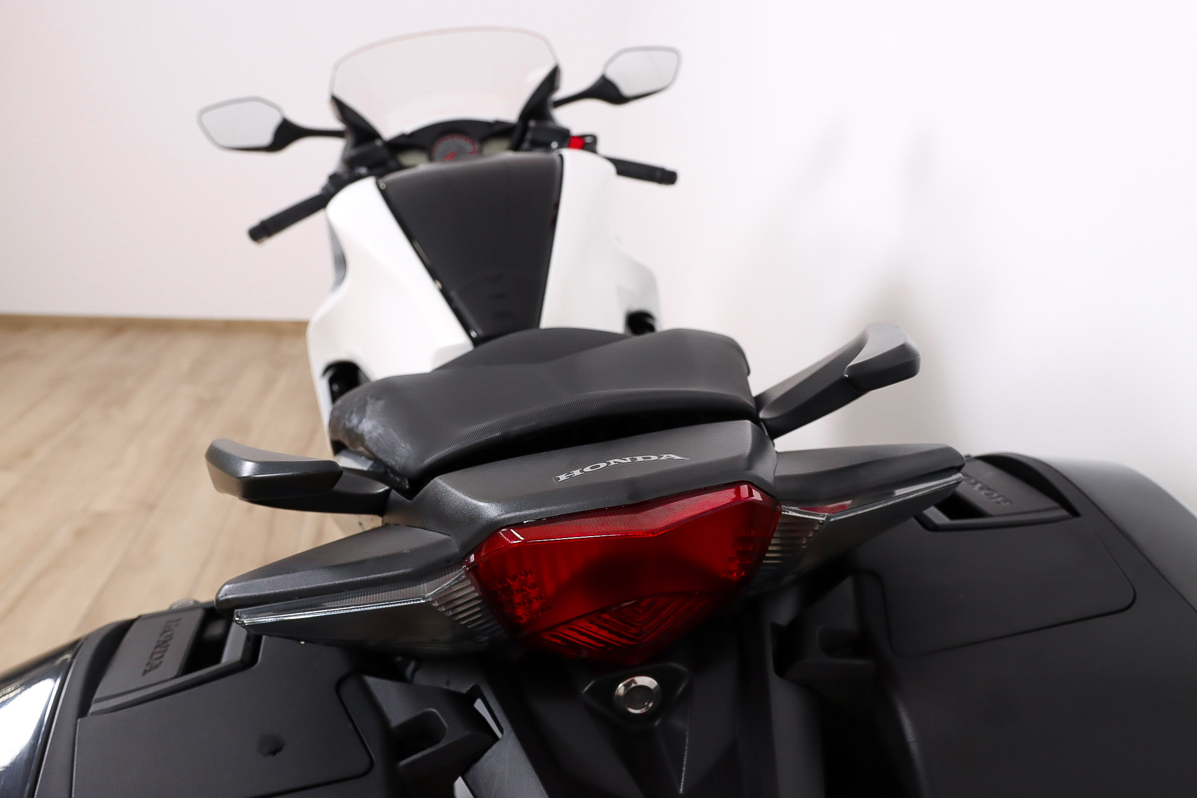 HONDA VFR 1200 FHONDA8 HONDA VFR 1200 FHONDA8