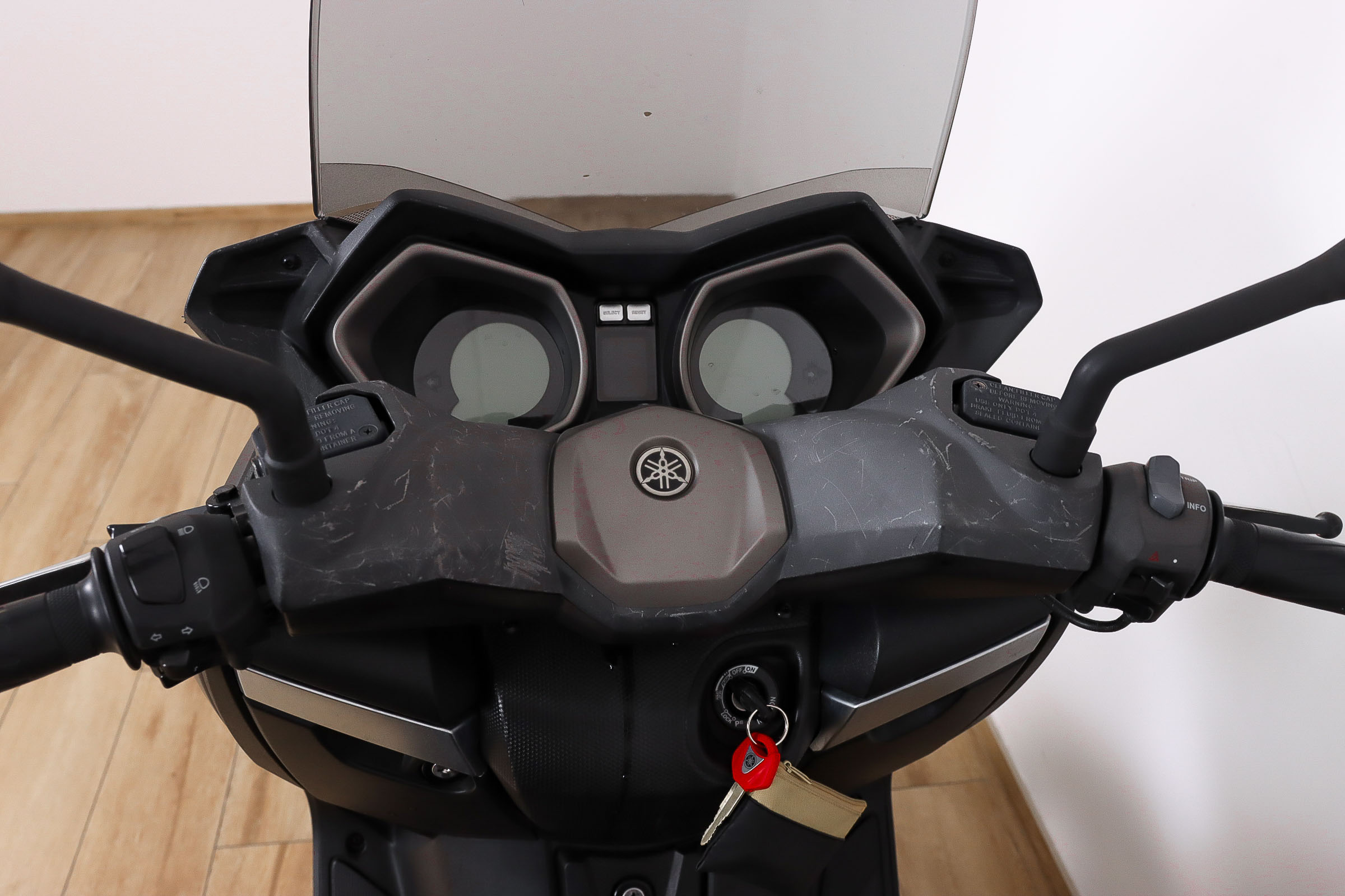 YAMAHA X MAX 250YAMAHA9 YAMAHA X MAX 250YAMAHA9