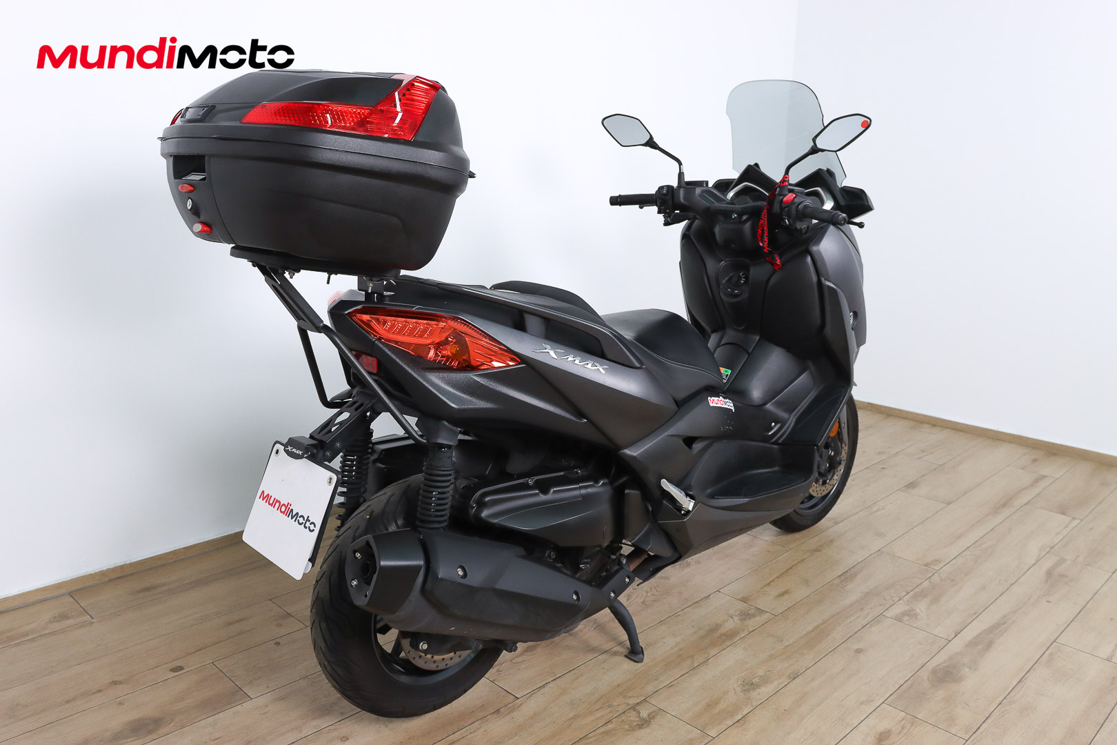 YAMAHA X-MAX 400YAMAHA2 YAMAHA X-MAX 400YAMAHA2