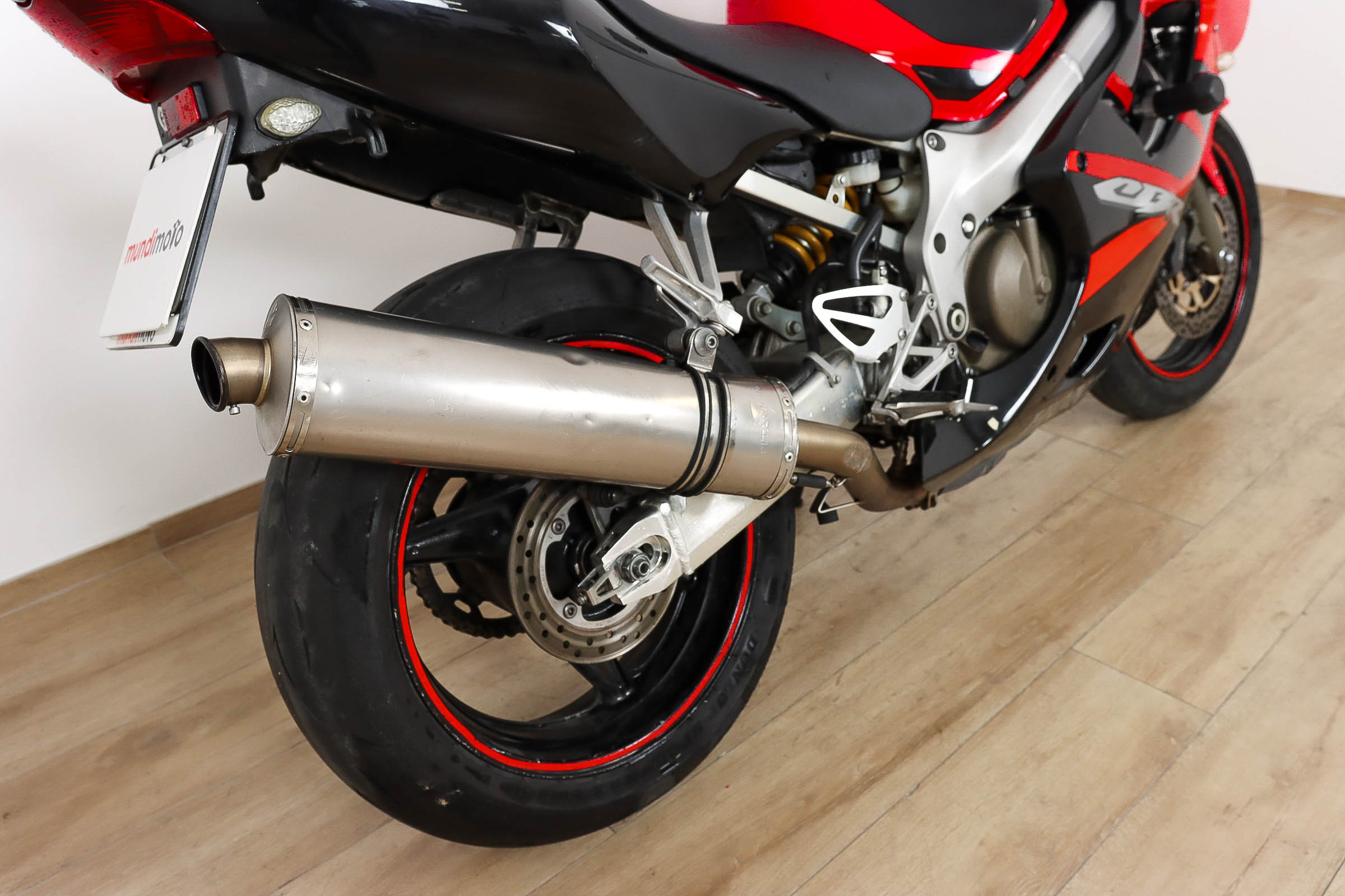 HONDA CBR 600FHONDA4 HONDA CBR 600FHONDA4