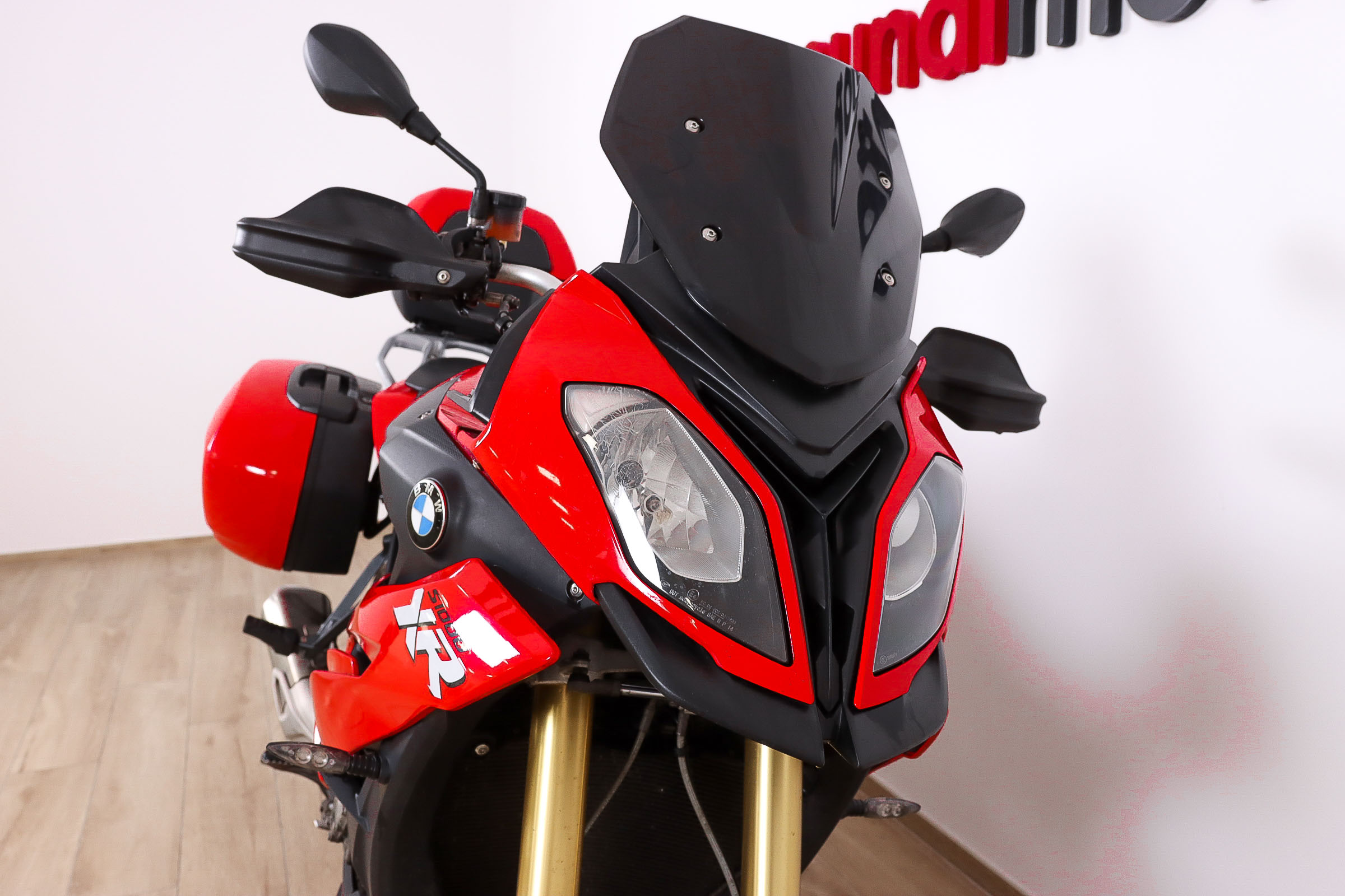 BMW S 1000 XR promoBMW4 BMW S 1000 XR promoBMW4
