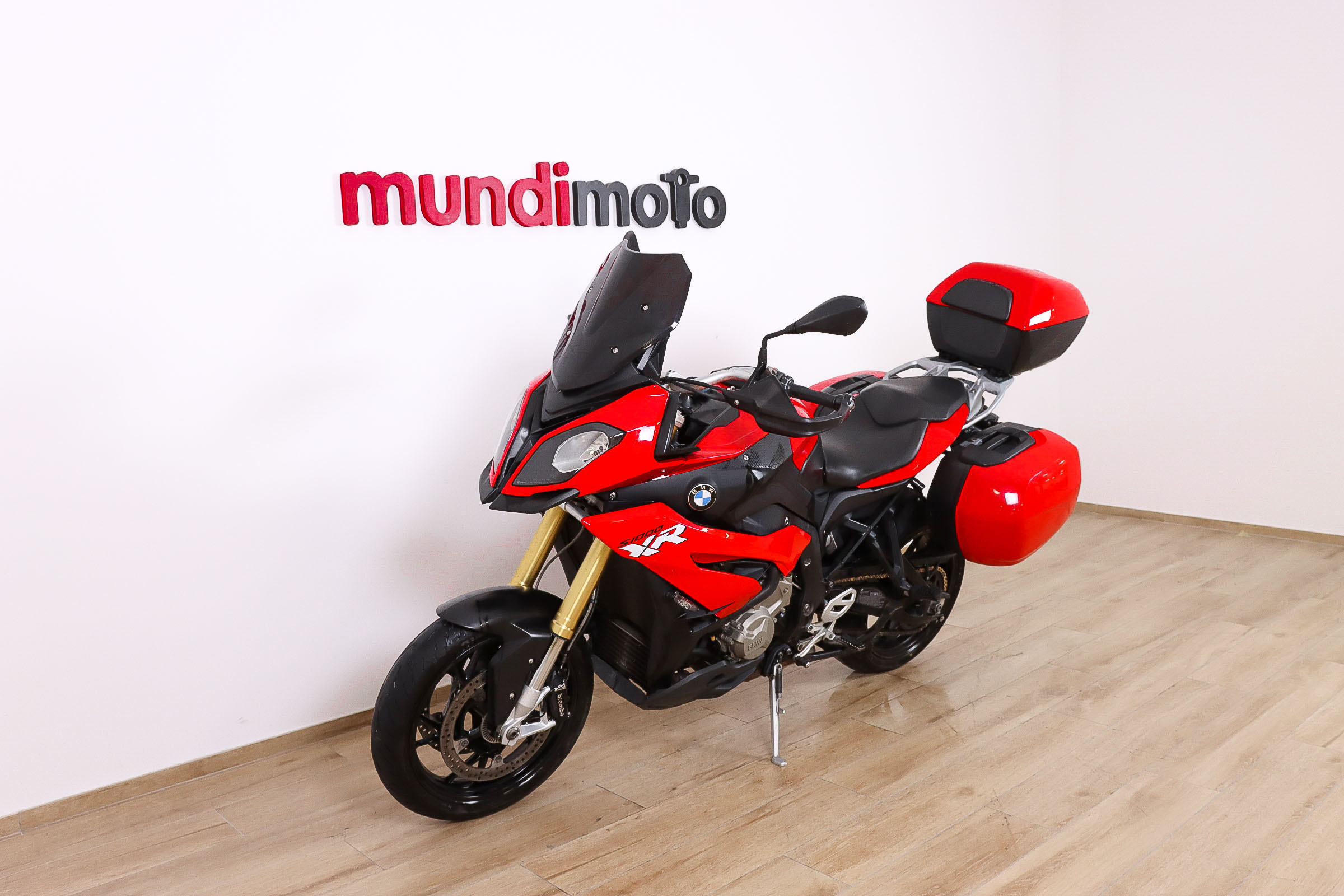 BMW S 1000 XR promoBMW9 BMW S 1000 XR promoBMW9