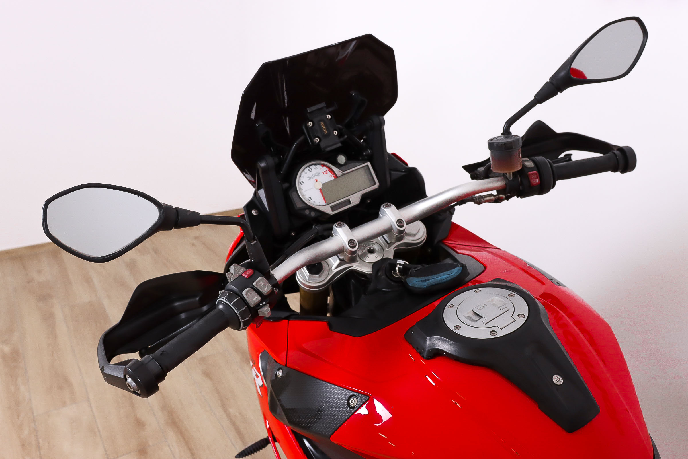 BMW S 1000 XR promoBMW11 BMW S 1000 XR promoBMW11