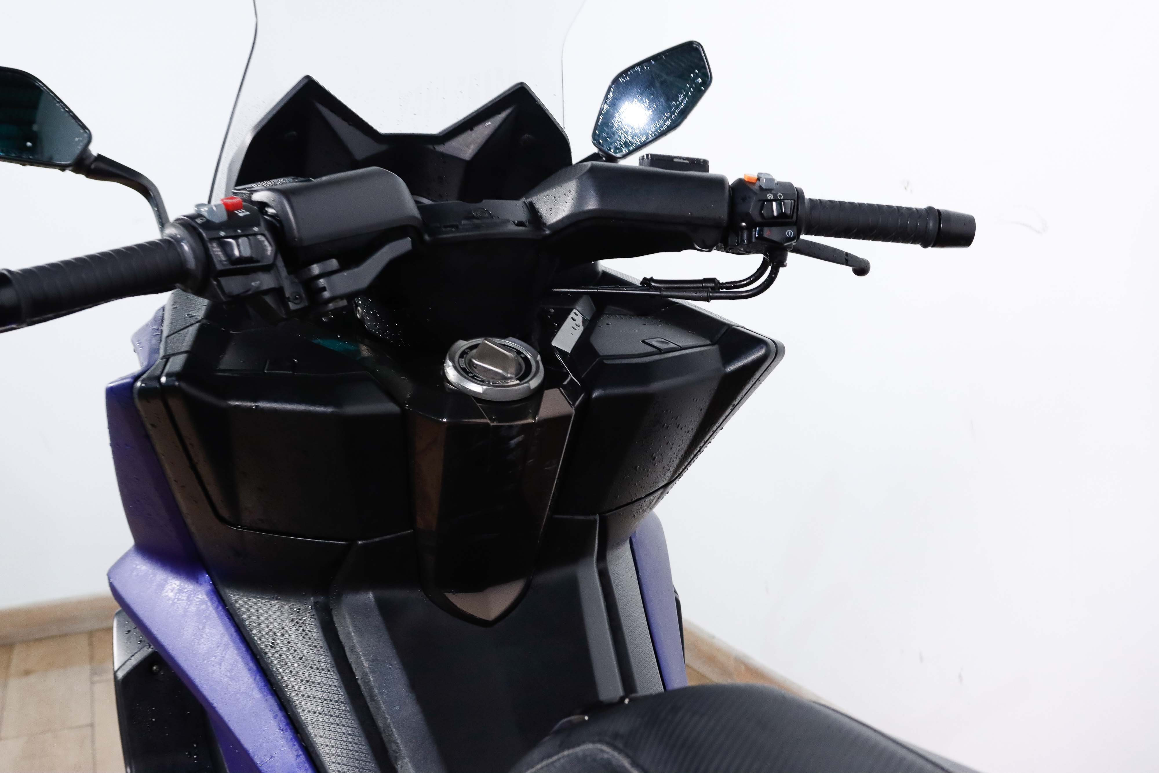 KYMCO AK 550KYMCO10 KYMCO AK 550KYMCO10