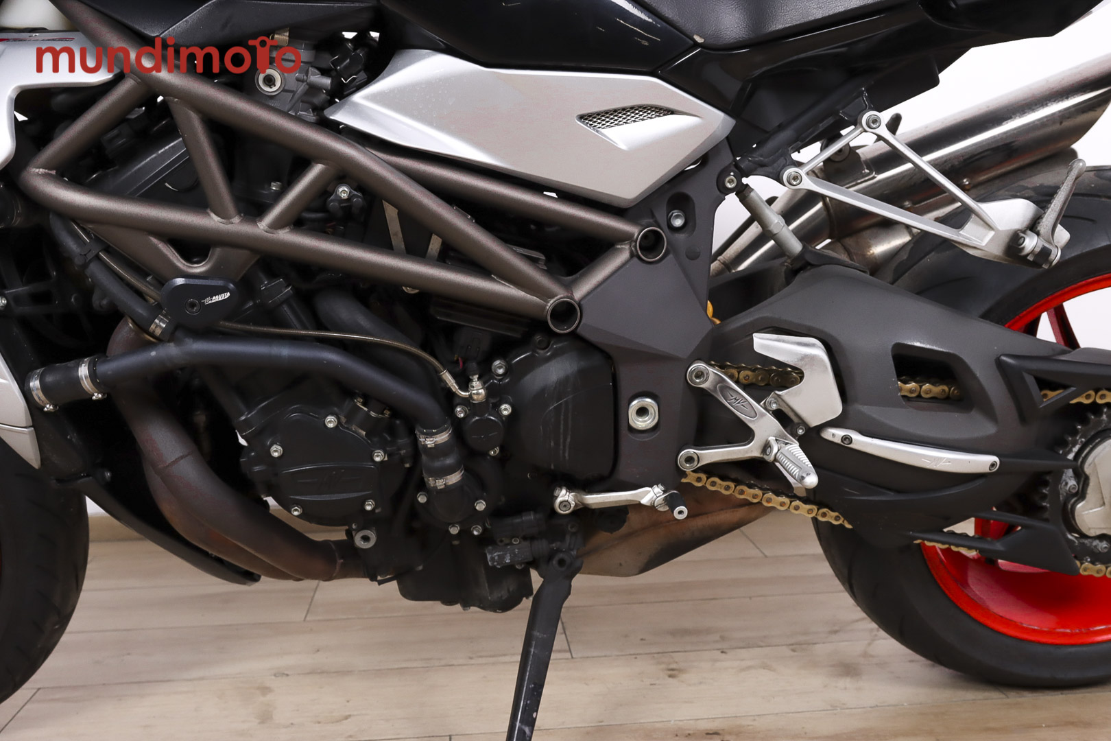 MV AGUSTA BRUTALE 990 R promoMV AGUSTA13 MV AGUSTA BRUTALE 990 R promoMV AGUSTA13