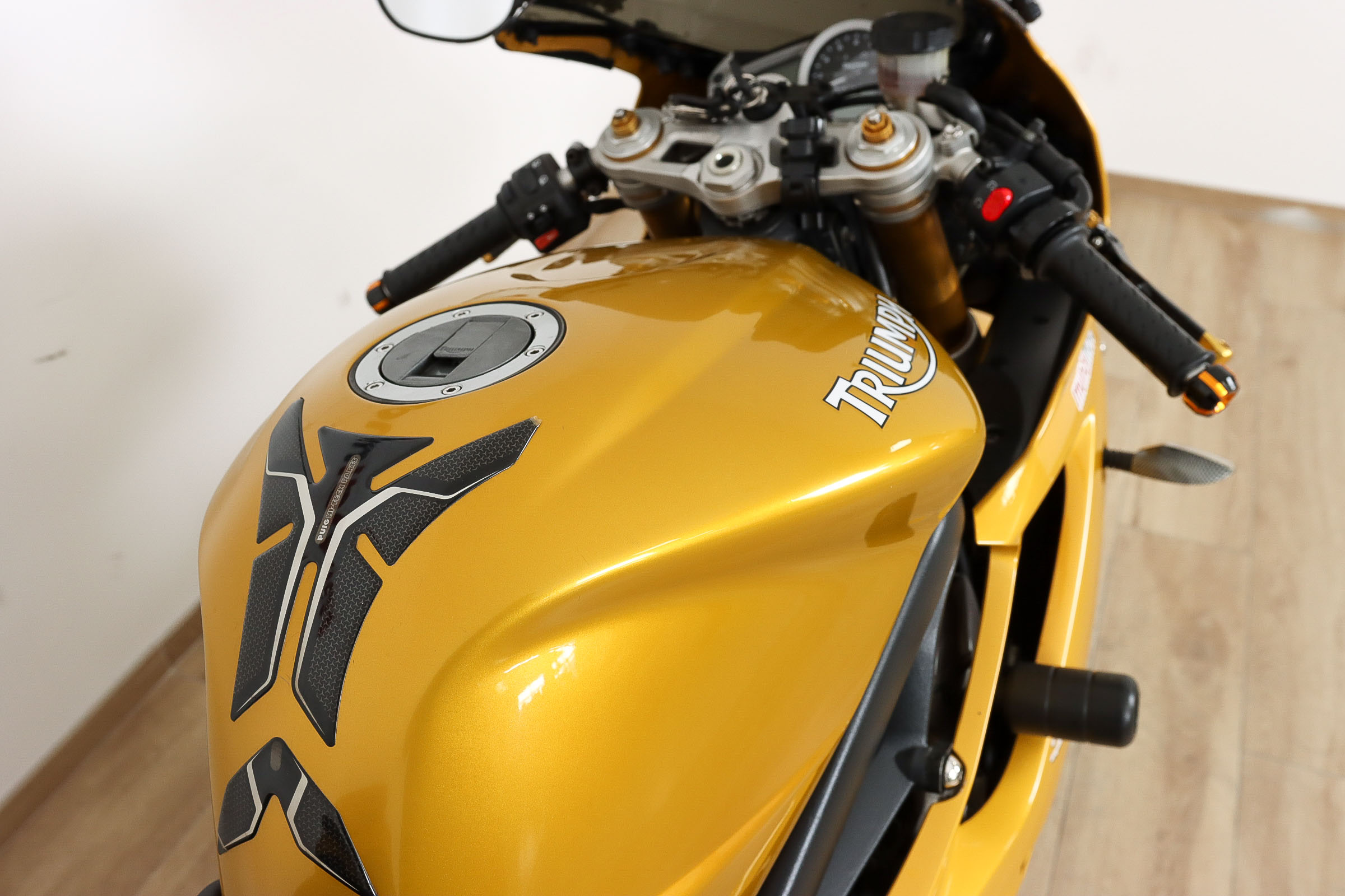 TRIUMPH DAYTONA 675 TRIPLETRIUMPH5 TRIUMPH DAYTONA 675 TRIPLETRIUMPH5
