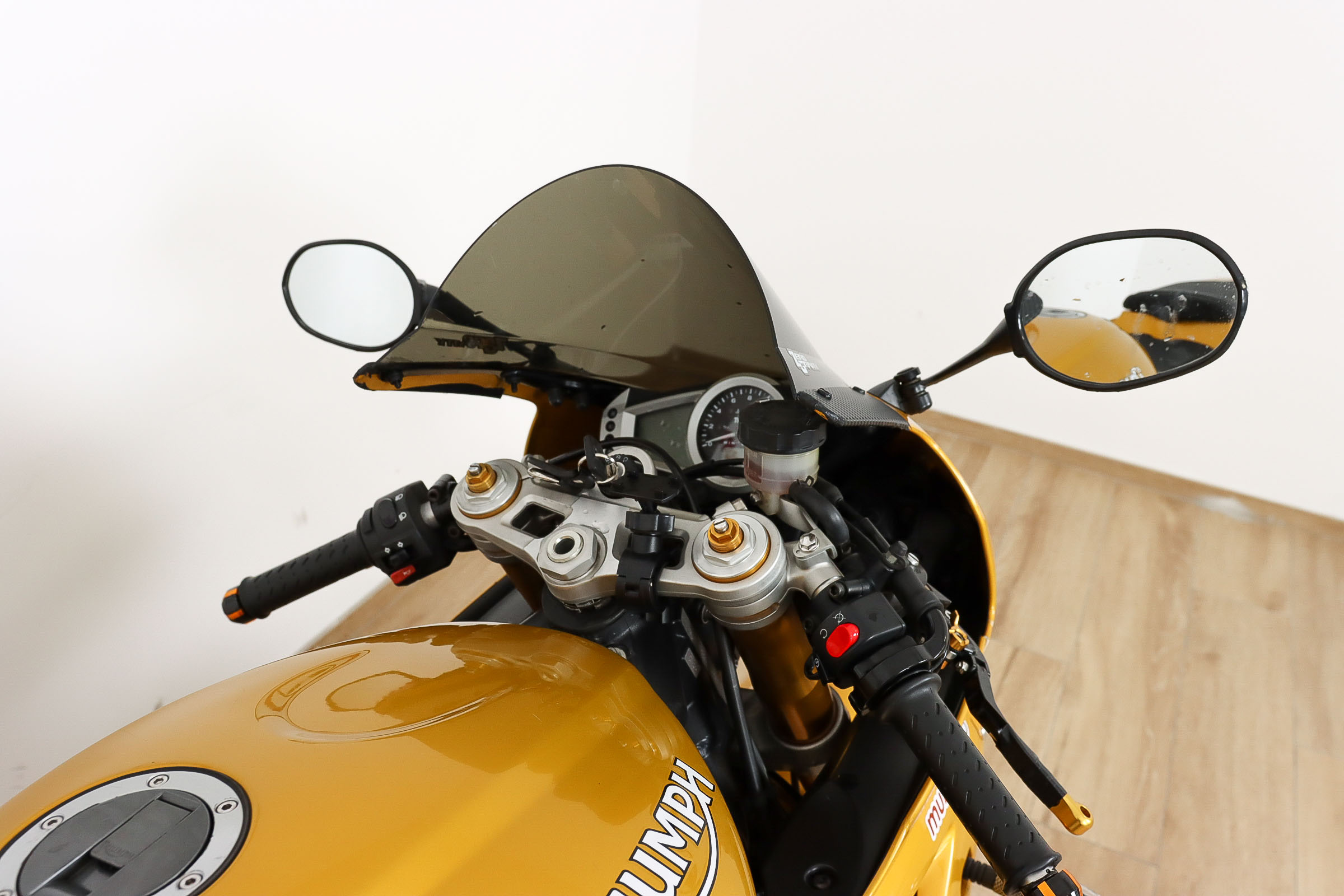 TRIUMPH DAYTONA 675 TRIPLETRIUMPH6 TRIUMPH DAYTONA 675 TRIPLETRIUMPH6