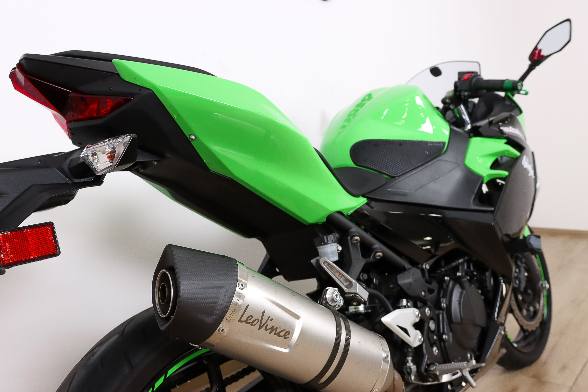 KAWASAKI Ninja 400KAWASAKI4 KAWASAKI Ninja 400KAWASAKI4