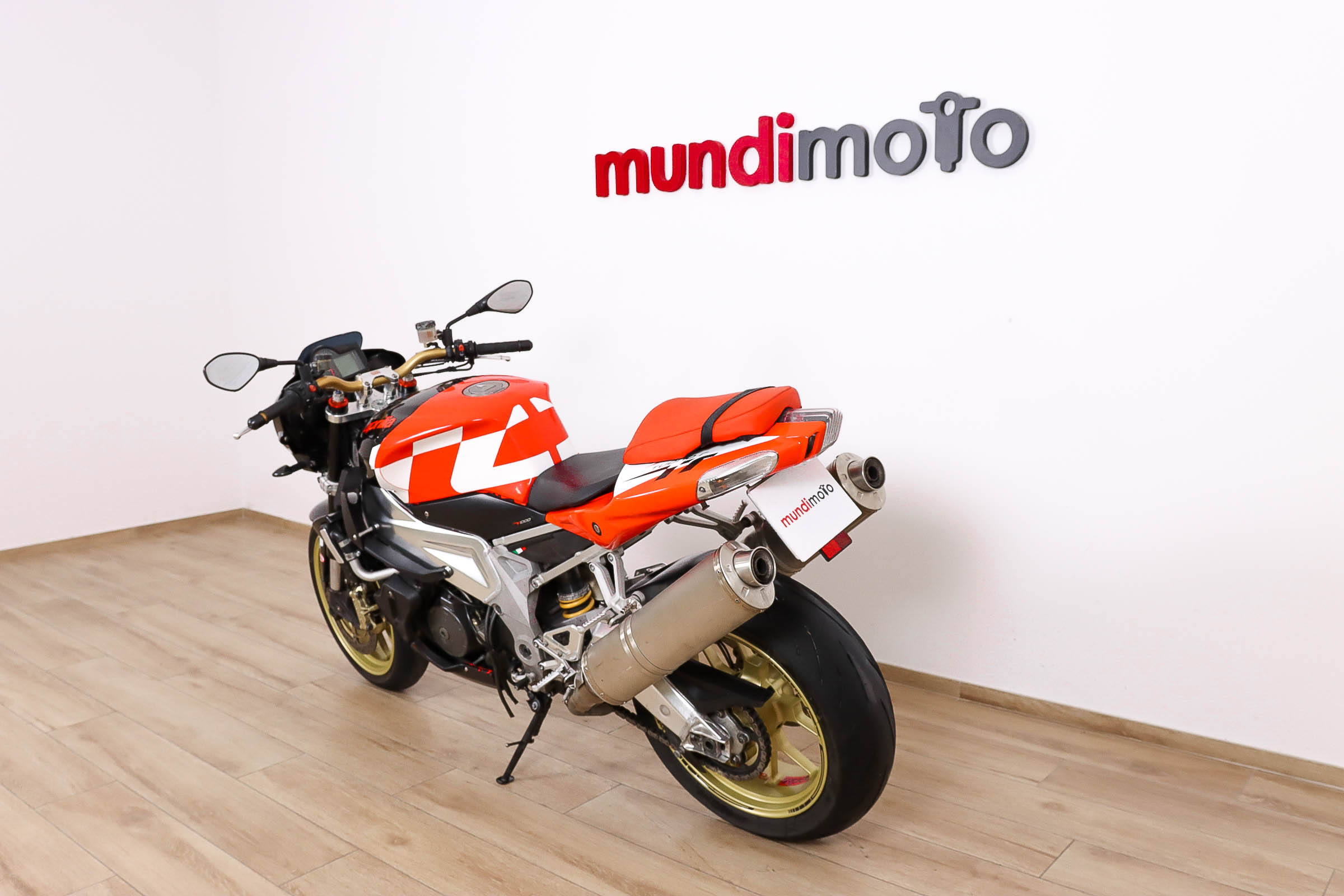 APRILIA Tuono 1000 RAPRILIA10 APRILIA Tuono 1000 RAPRILIA10