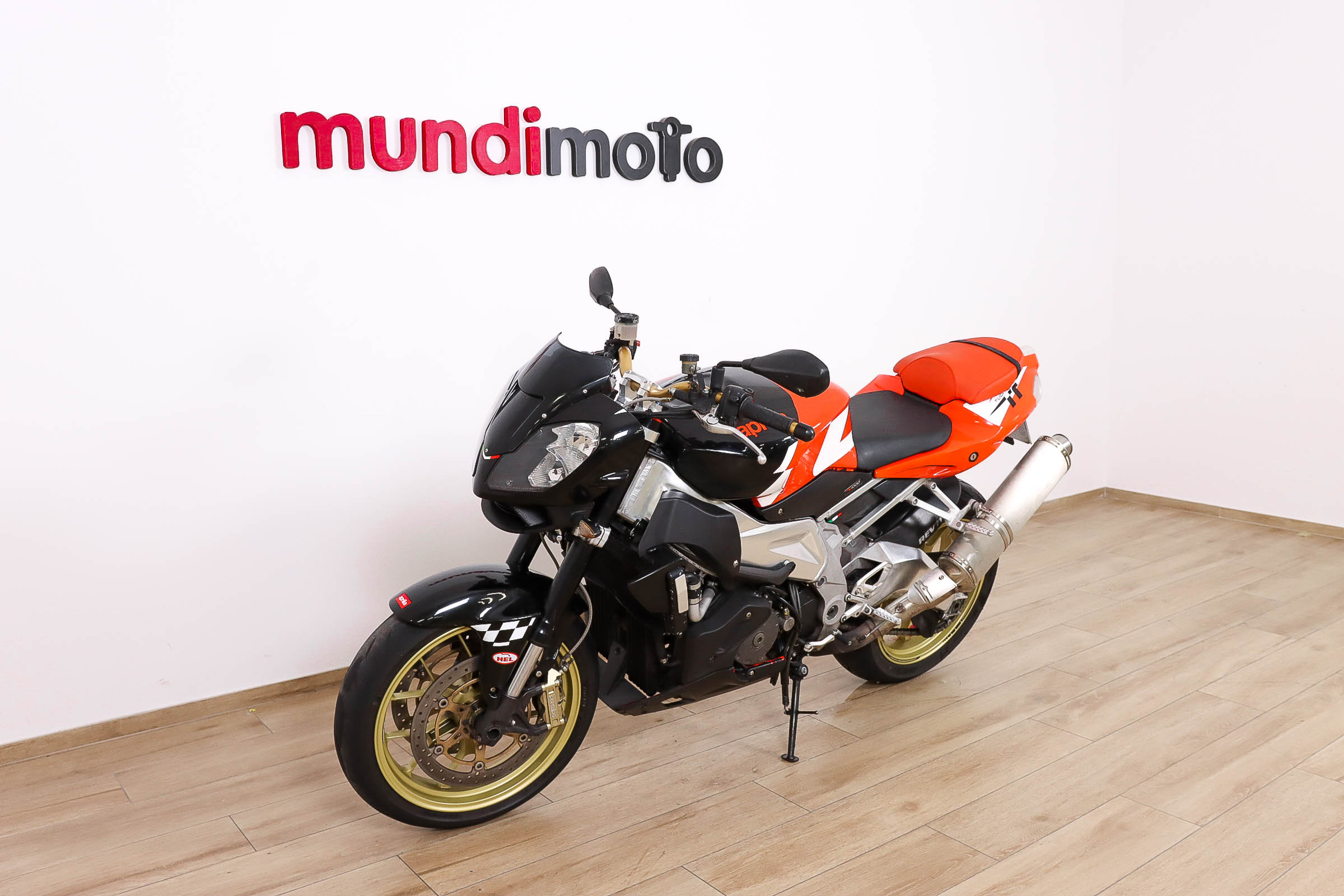 APRILIA Tuono 1000 RAPRILIA11 APRILIA Tuono 1000 RAPRILIA11