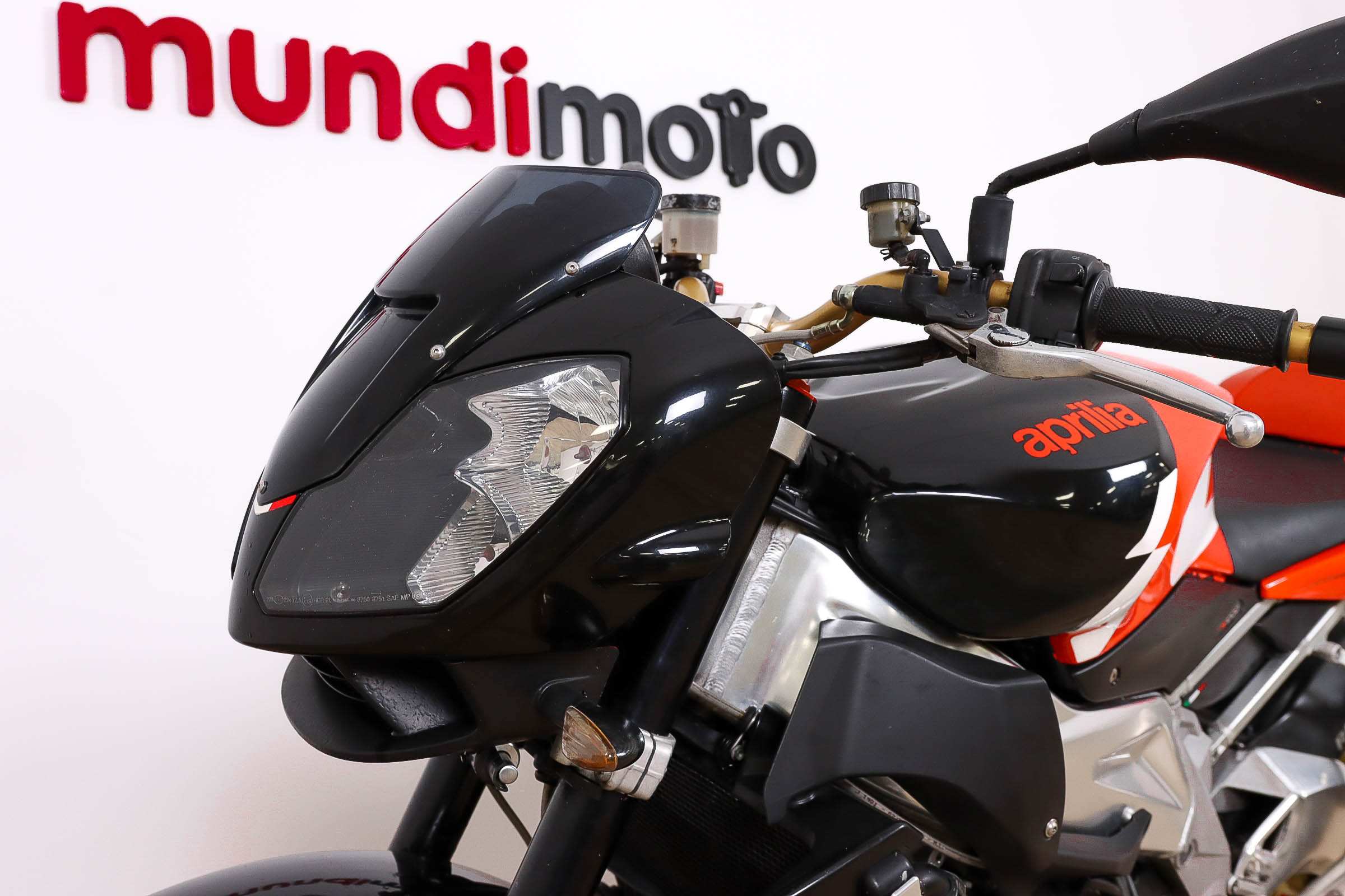 APRILIA Tuono 1000 RAPRILIA14 APRILIA Tuono 1000 RAPRILIA14