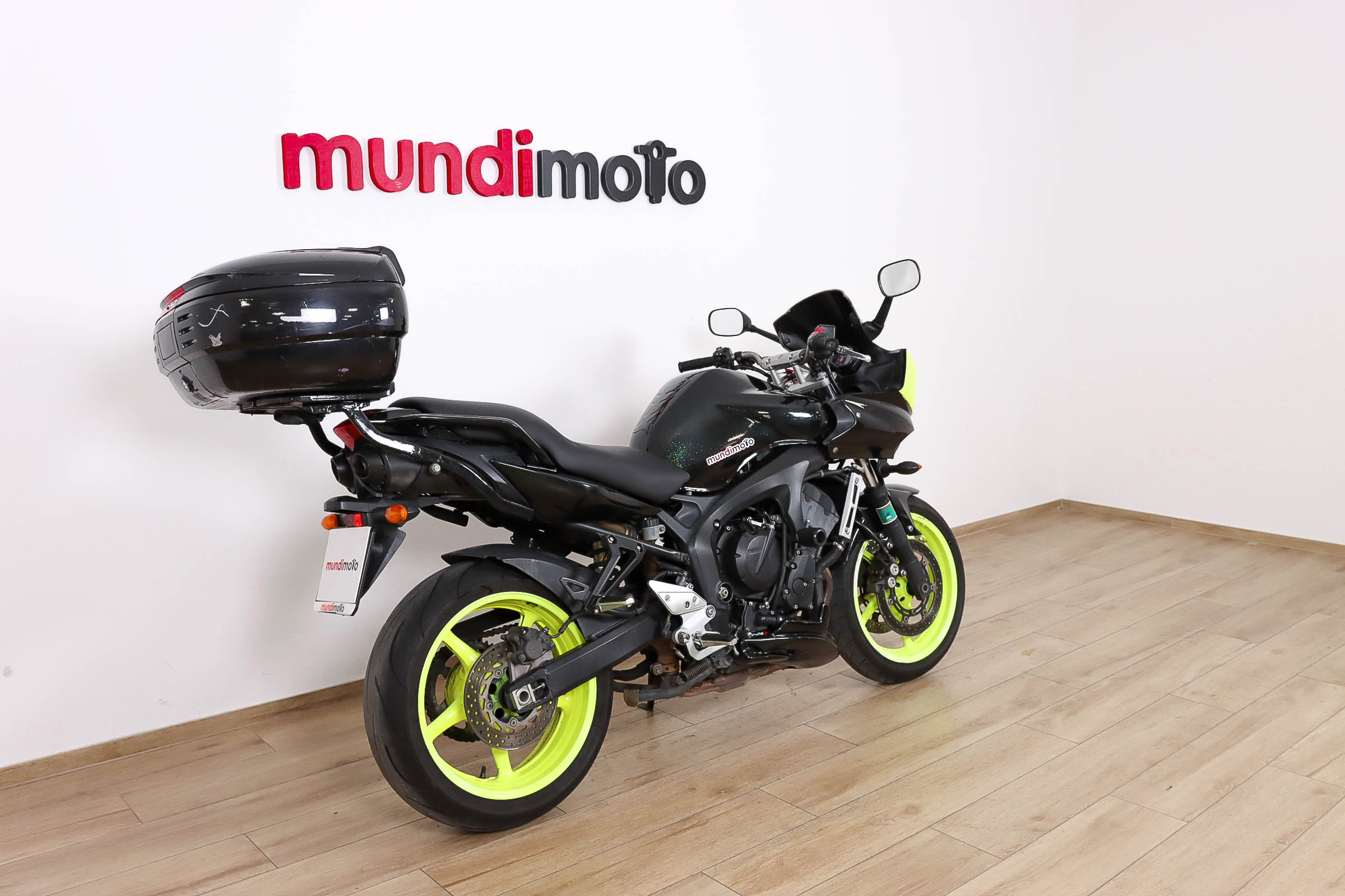 YAMAHA FZ6 SYAMAHA2 YAMAHA FZ6 SYAMAHA2