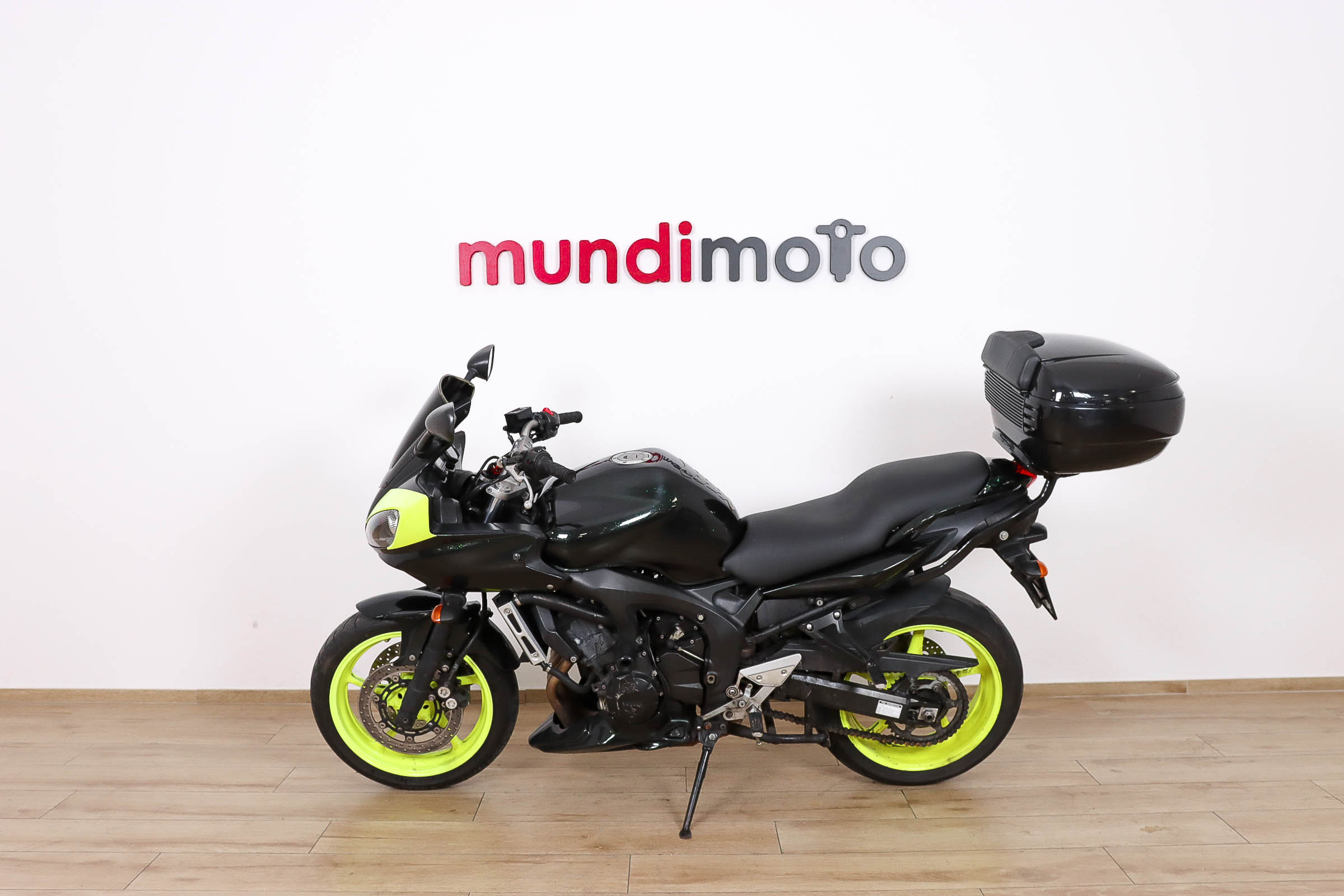 YAMAHA FZ6 SYAMAHA7 YAMAHA FZ6 SYAMAHA7